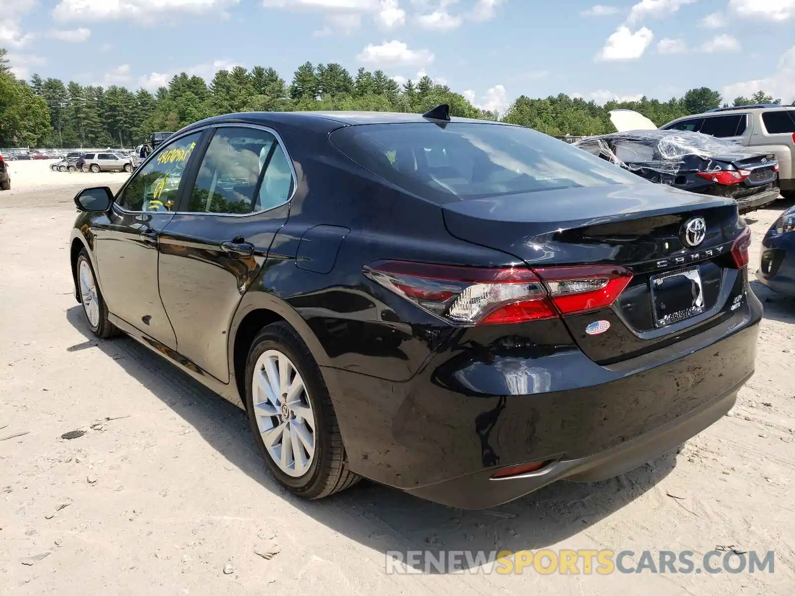 3 Photograph of a damaged car 4T1C11BK5MU032418 TOYOTA CAMRY 2021