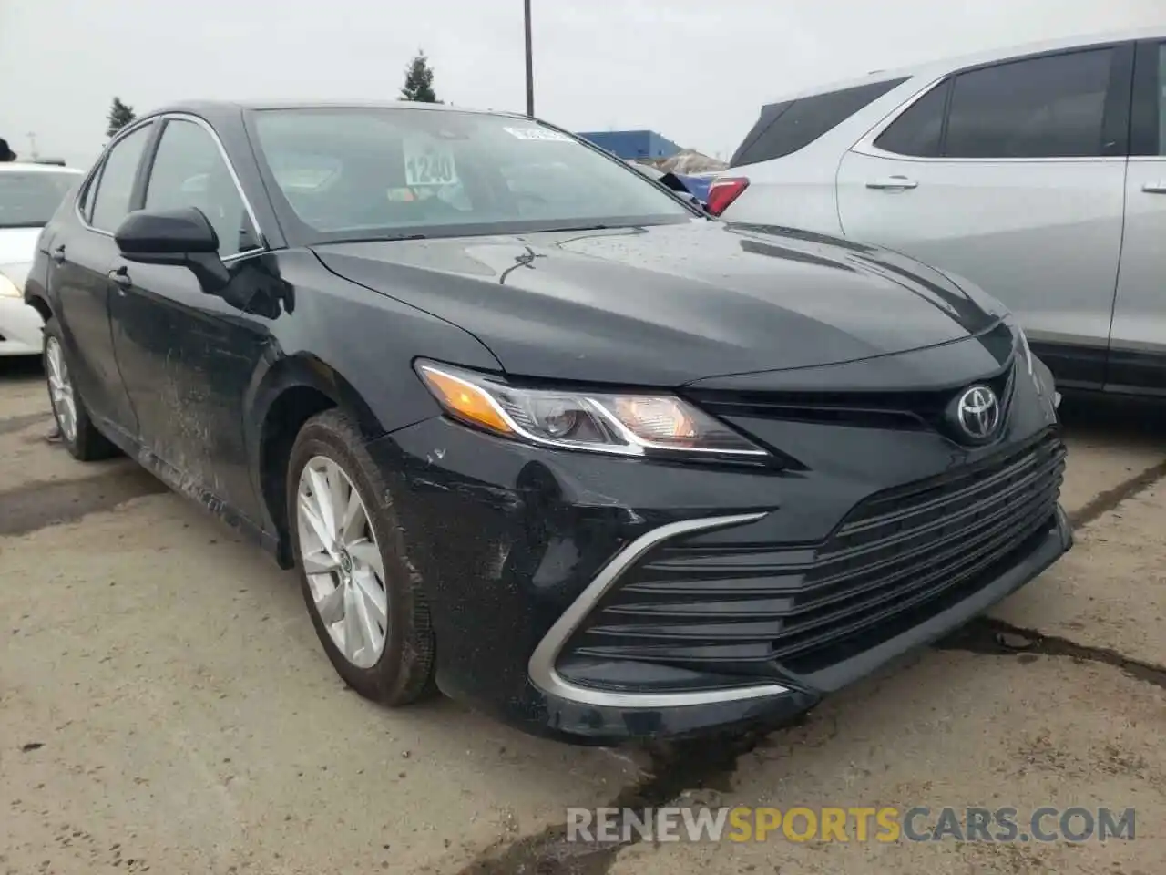 1 Photograph of a damaged car 4T1C11BK6MU021458 TOYOTA CAMRY 2021