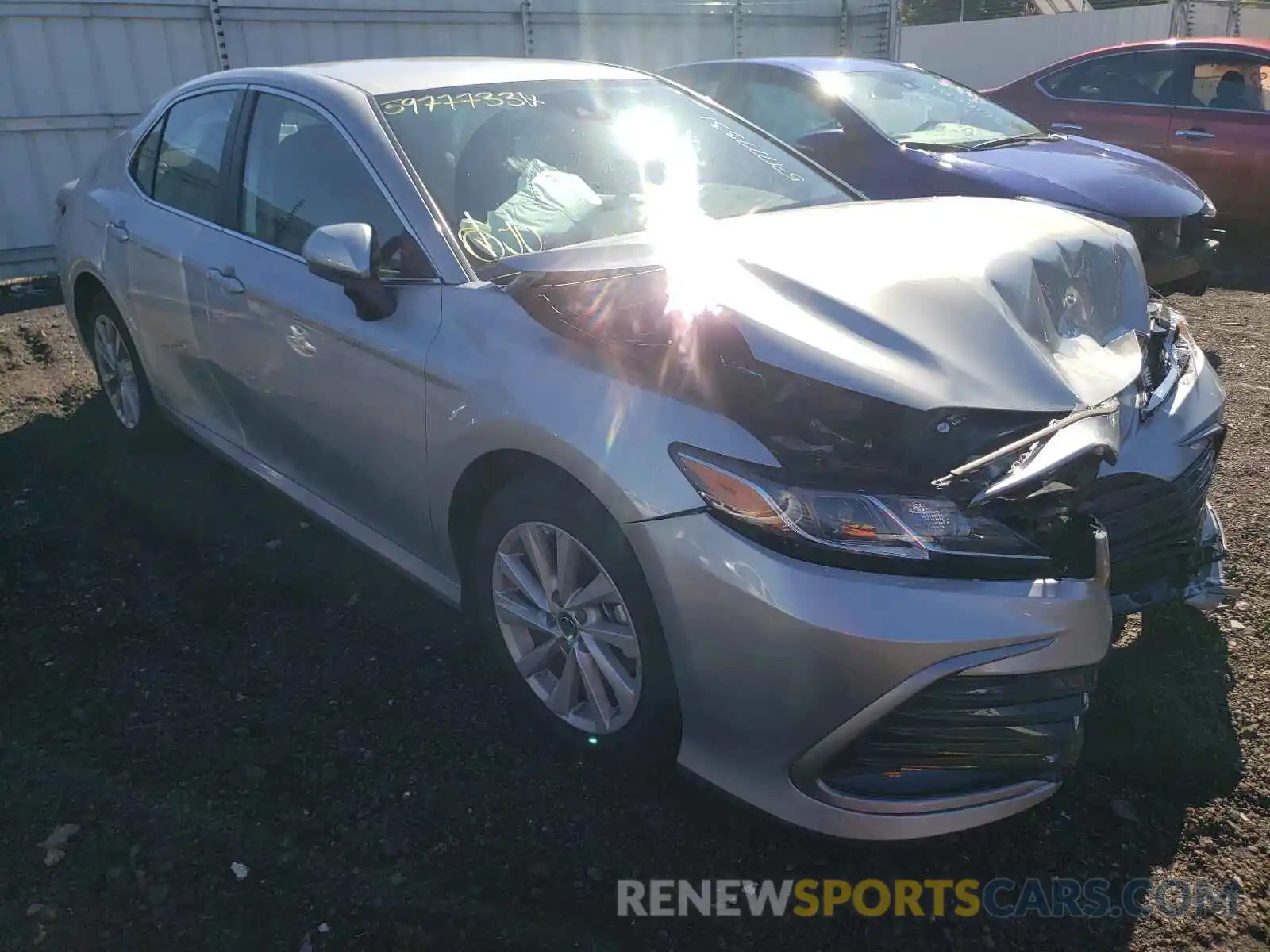 1 Photograph of a damaged car 4T1C11BK8MU035197 TOYOTA CAMRY 2021