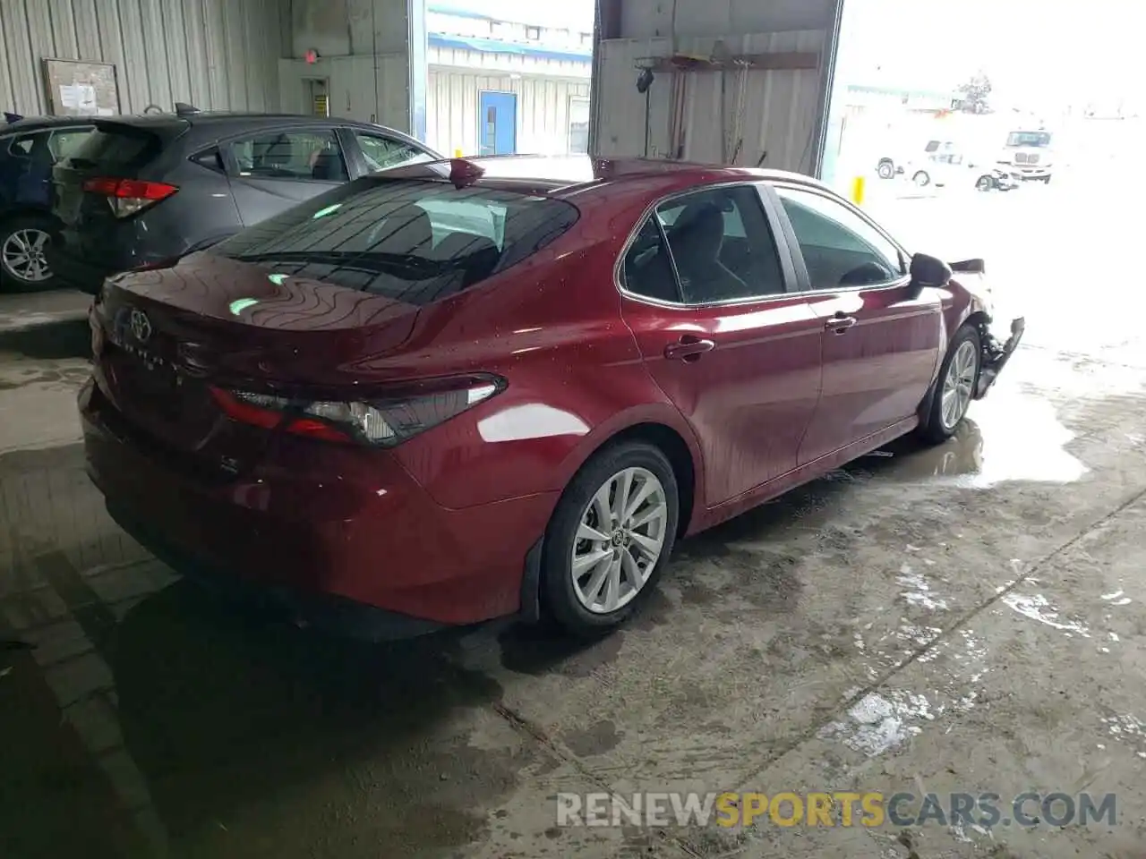 4 Photograph of a damaged car 4T1C11BK9MU027416 TOYOTA CAMRY 2021