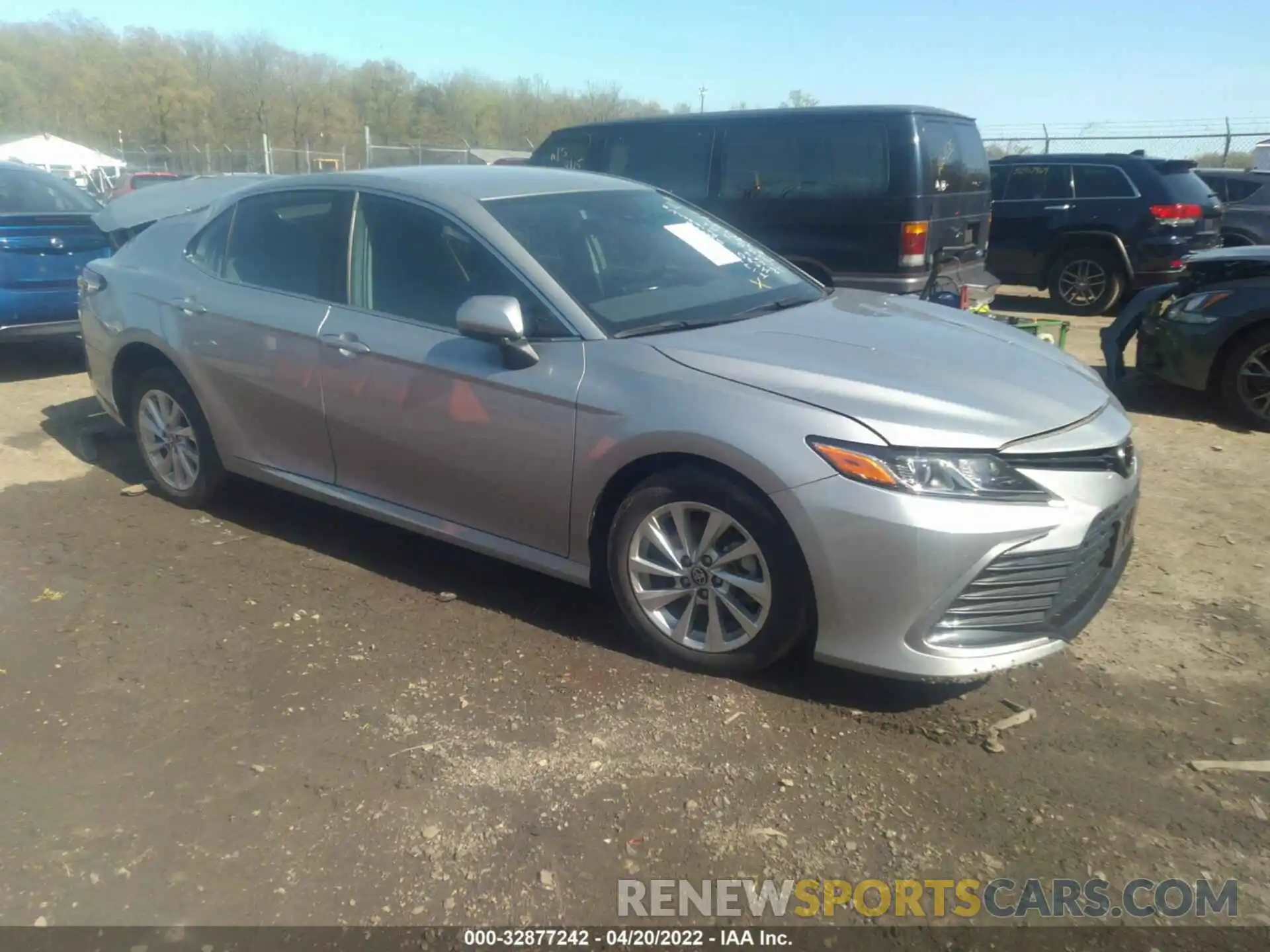 1 Photograph of a damaged car 4T1C11BK9MU030543 TOYOTA CAMRY 2021