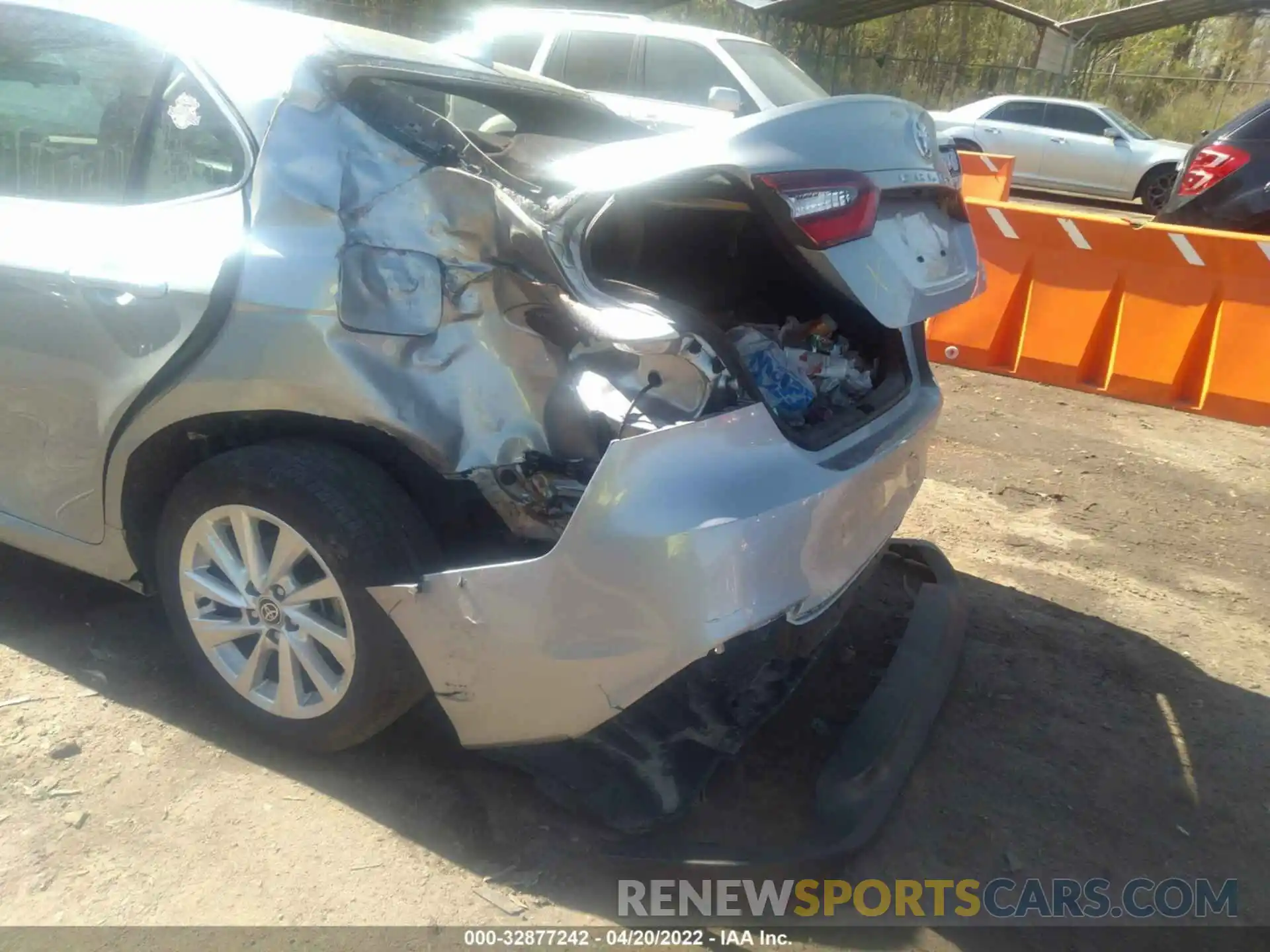 6 Photograph of a damaged car 4T1C11BK9MU030543 TOYOTA CAMRY 2021