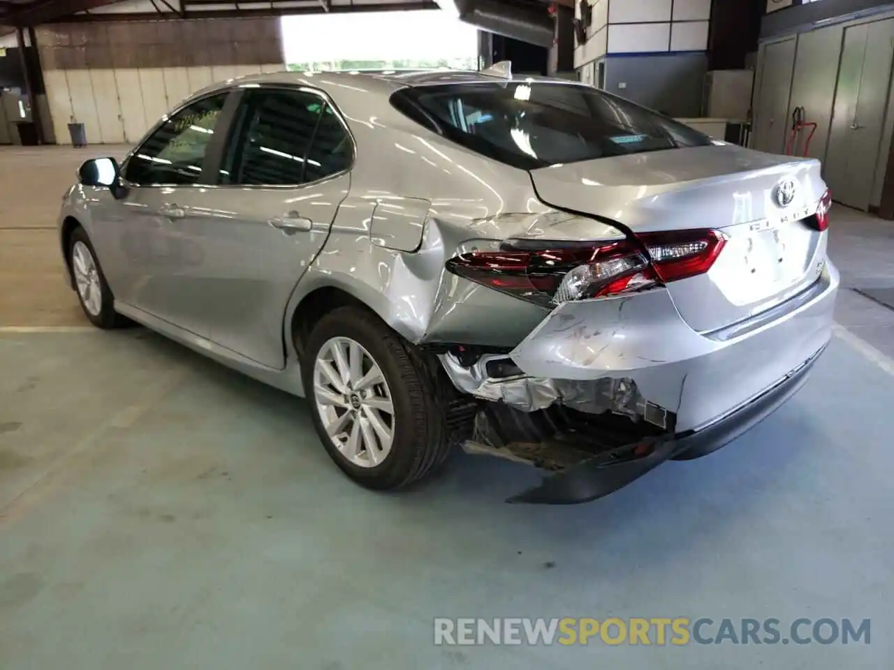 3 Photograph of a damaged car 4T1C11BK9MU041168 TOYOTA CAMRY 2021