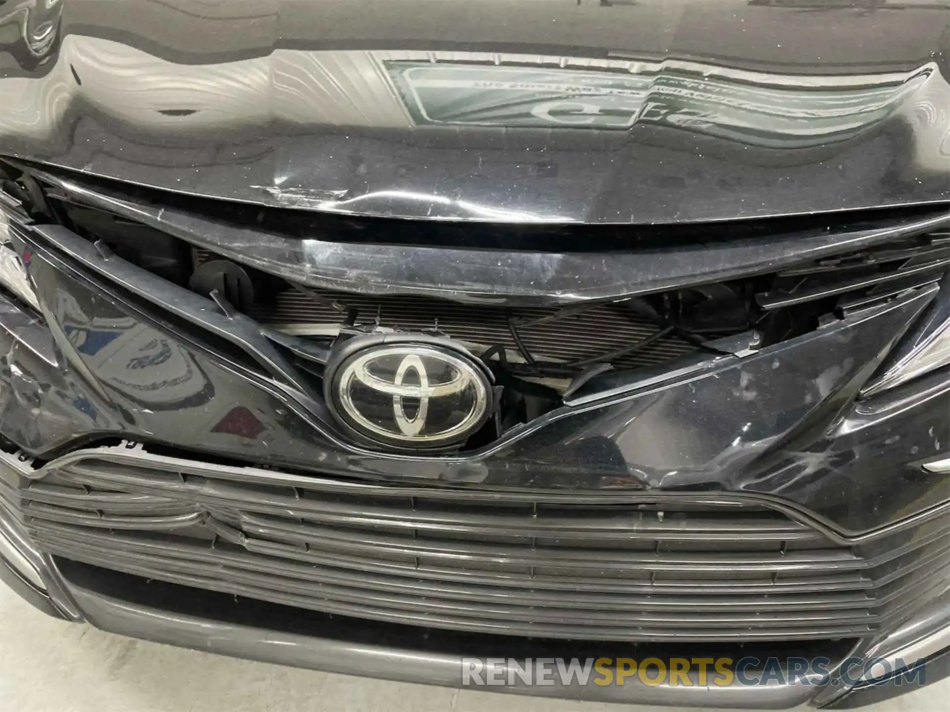 21 Photograph of a damaged car 4T1C11BKXMU038733 TOYOTA CAMRY 2021