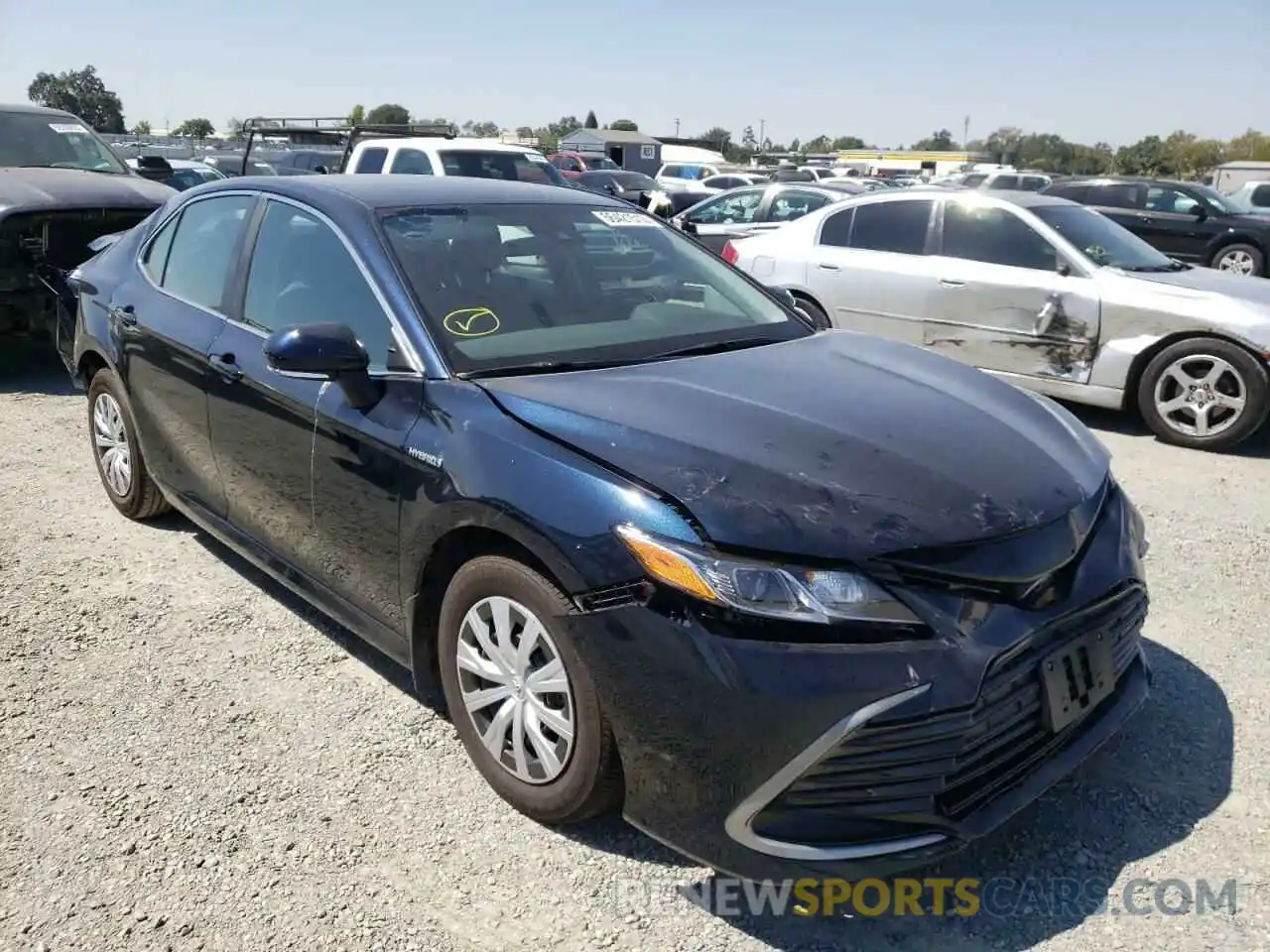 1 Photograph of a damaged car 4T1C31AK0MU556264 TOYOTA CAMRY 2021