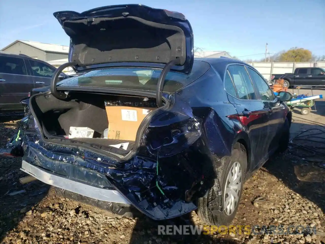 4 Photograph of a damaged car 4T1C31AK0MU560265 TOYOTA CAMRY 2021