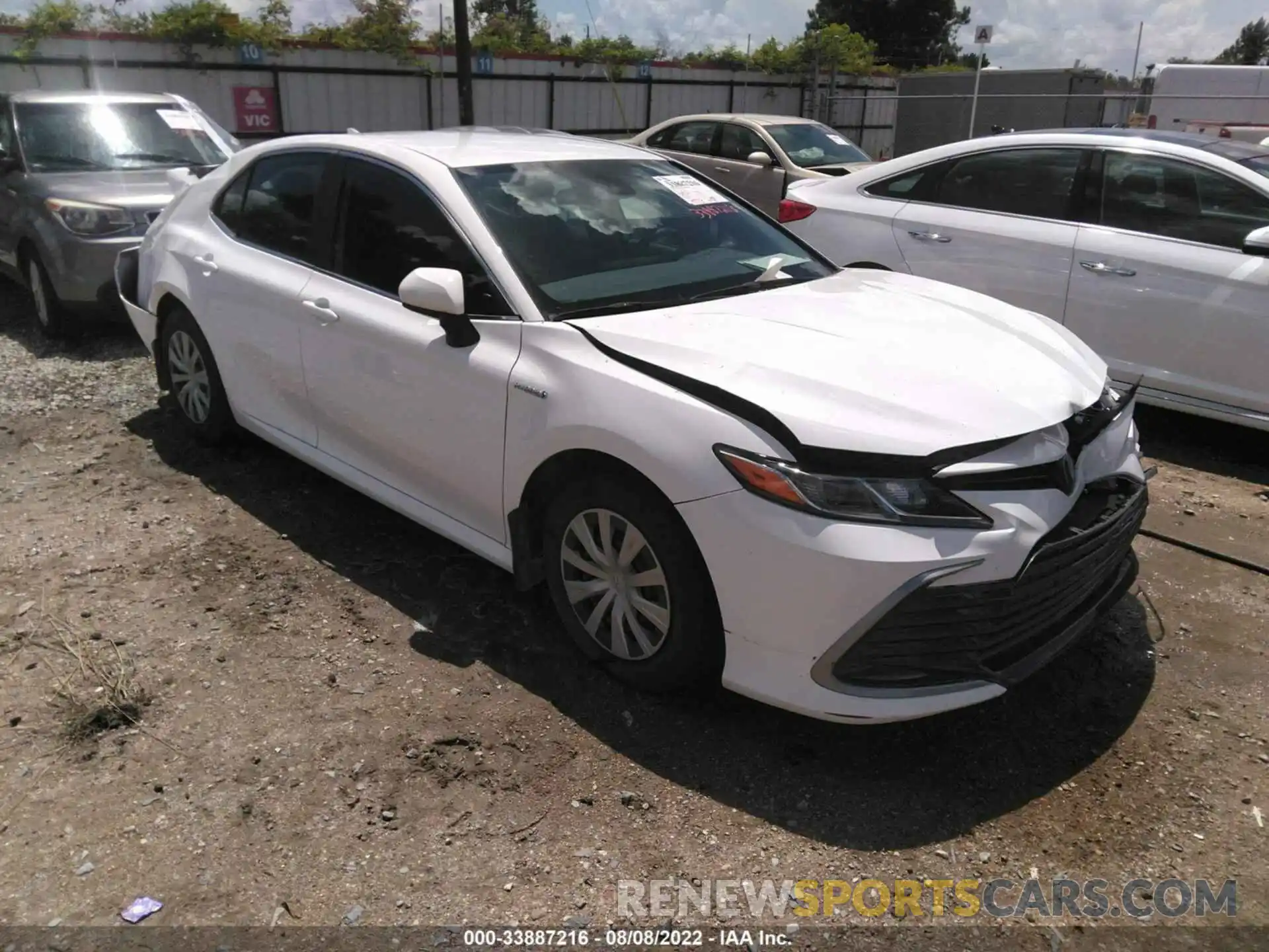 1 Photograph of a damaged car 4T1C31AK0MU560511 TOYOTA CAMRY 2021