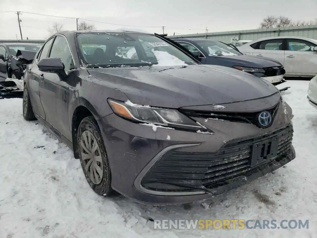 1 Photograph of a damaged car 4T1C31AK0MU563375 TOYOTA CAMRY 2021