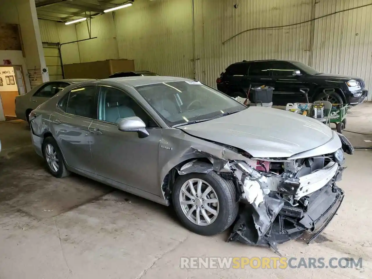 4 Photograph of a damaged car 4T1C31AK1MU031195 TOYOTA CAMRY 2021