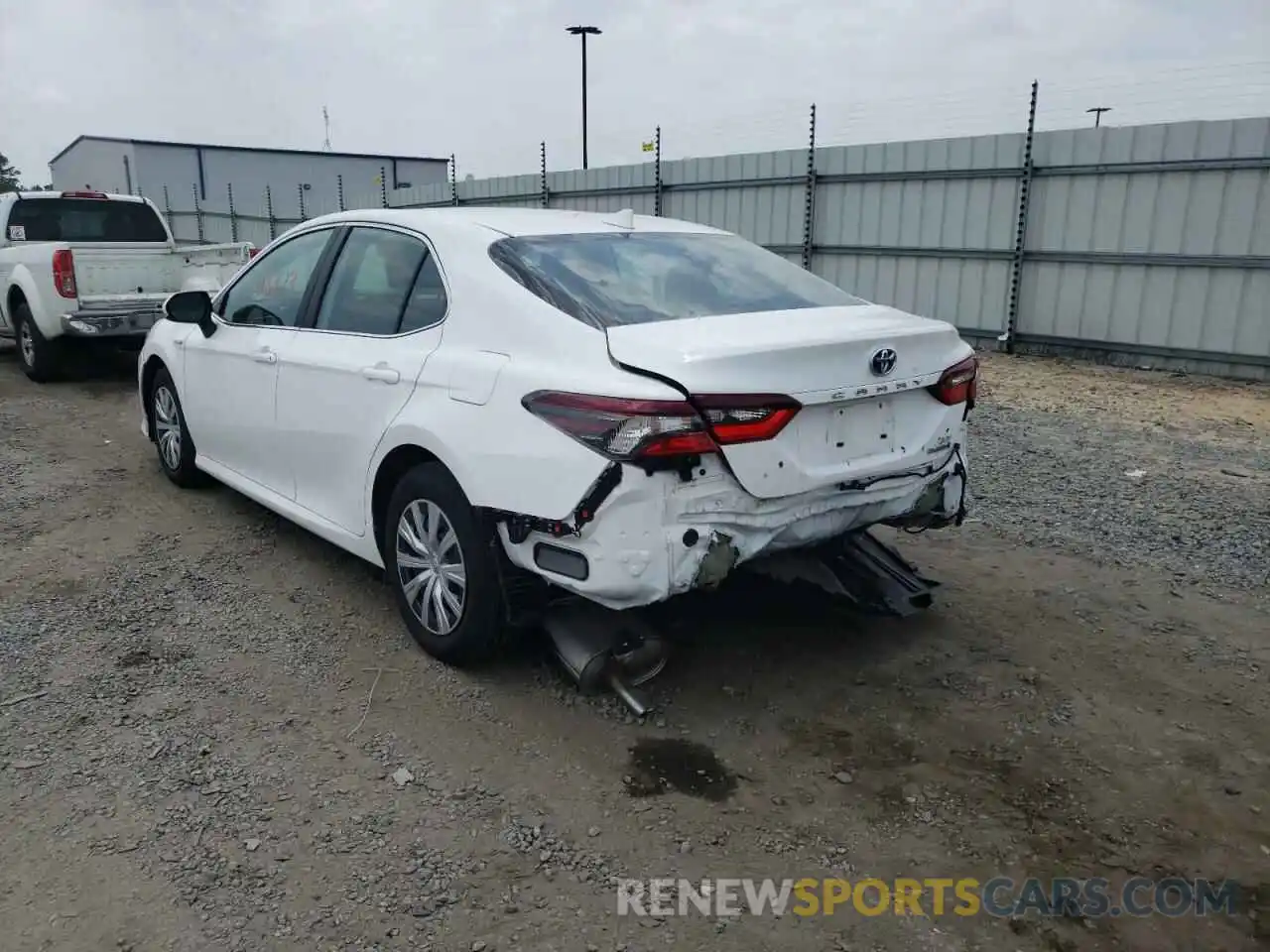 3 Photograph of a damaged car 4T1C31AK1MU553633 TOYOTA CAMRY 2021