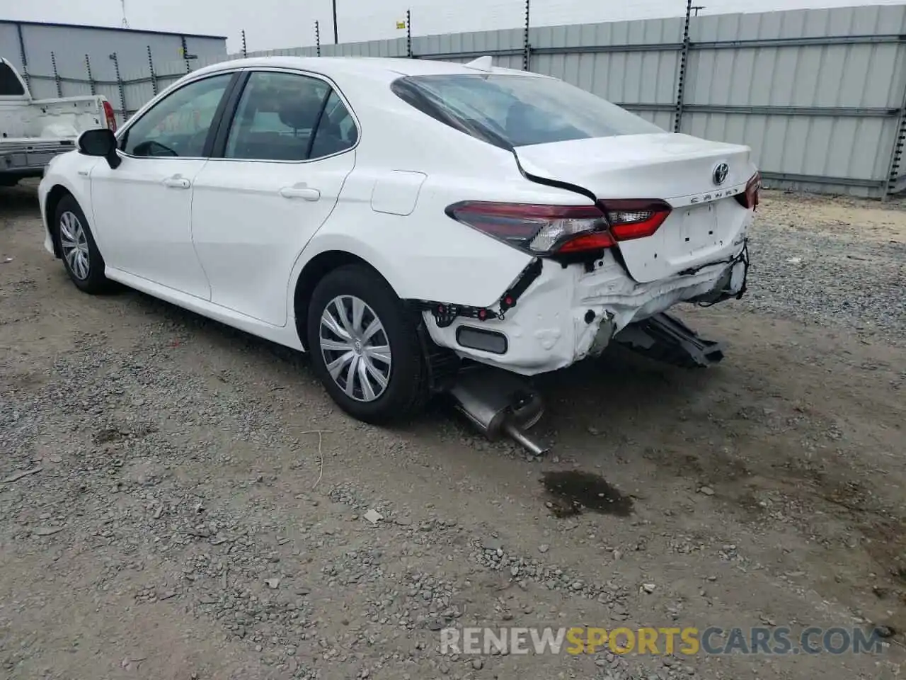 9 Photograph of a damaged car 4T1C31AK1MU553633 TOYOTA CAMRY 2021