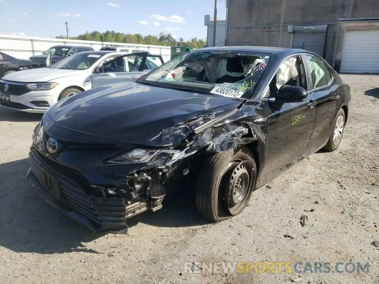 2 Photograph of a damaged car 4T1C31AK1MU557505 TOYOTA CAMRY 2021