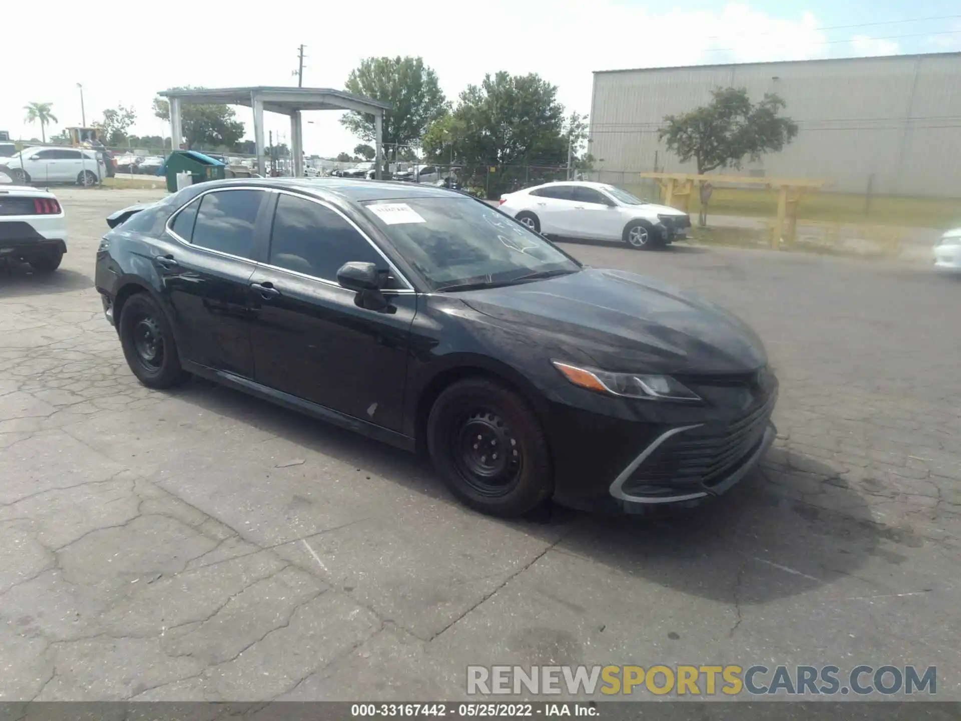 1 Photograph of a damaged car 4T1C31AK1MU560758 TOYOTA CAMRY 2021