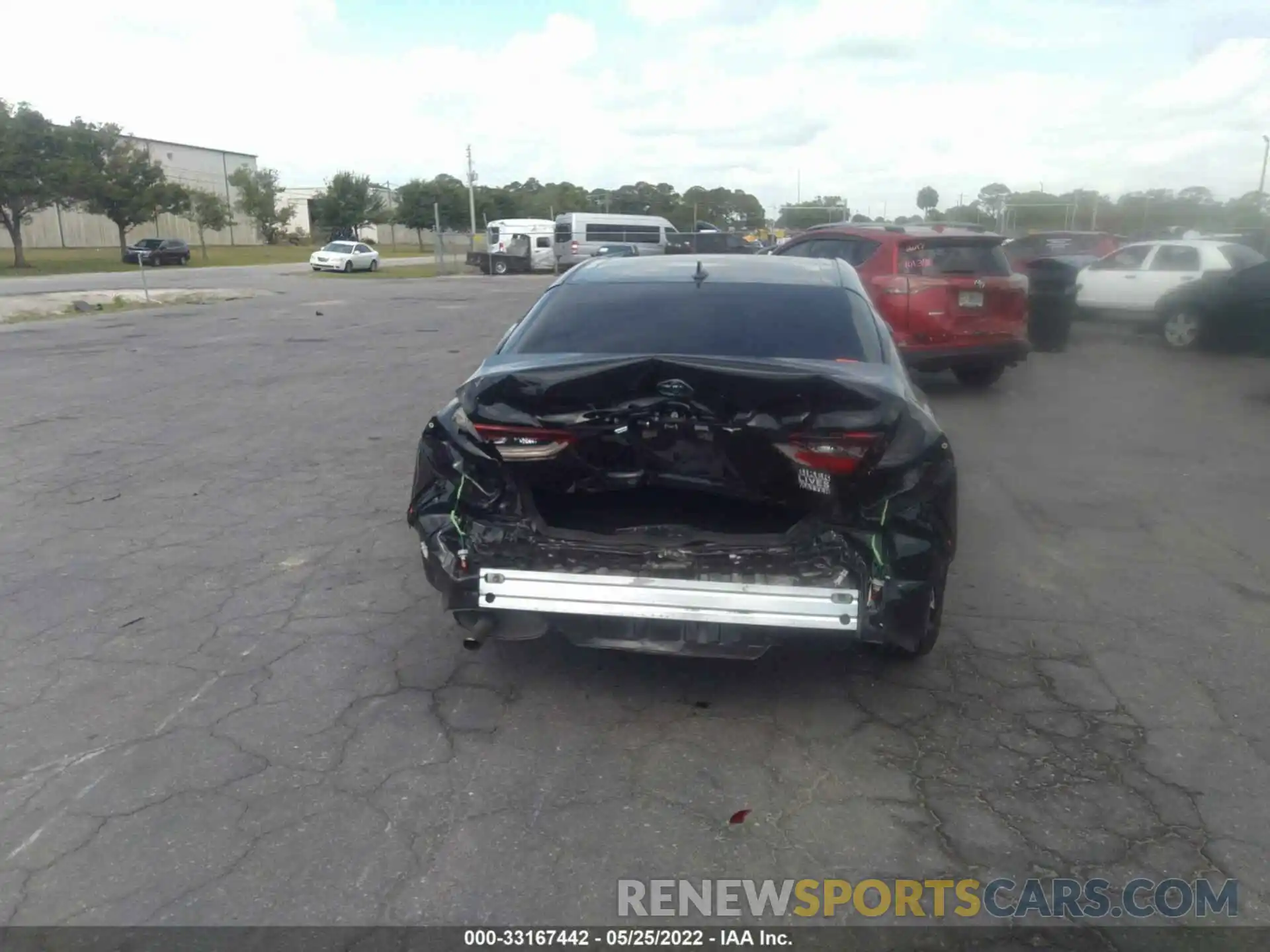 6 Photograph of a damaged car 4T1C31AK1MU560758 TOYOTA CAMRY 2021