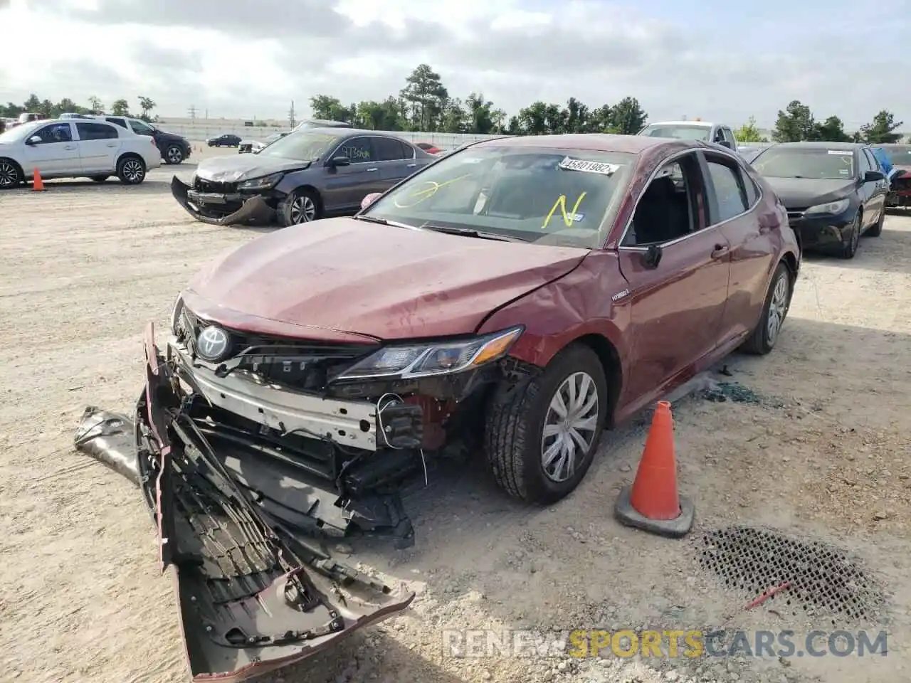 2 Photograph of a damaged car 4T1C31AK1MU567340 TOYOTA CAMRY 2021