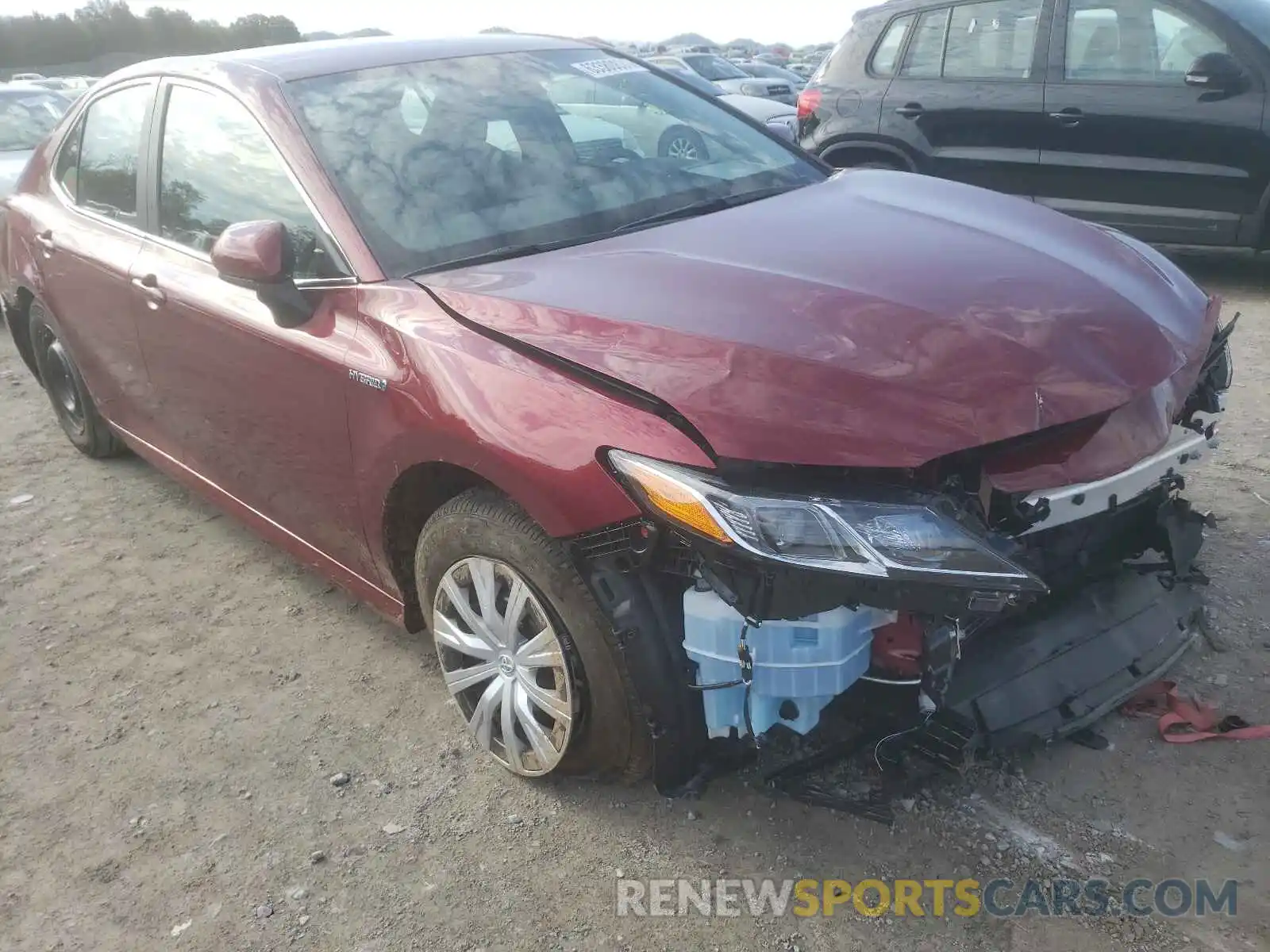 1 Photograph of a damaged car 4T1C31AK2MU026359 TOYOTA CAMRY 2021