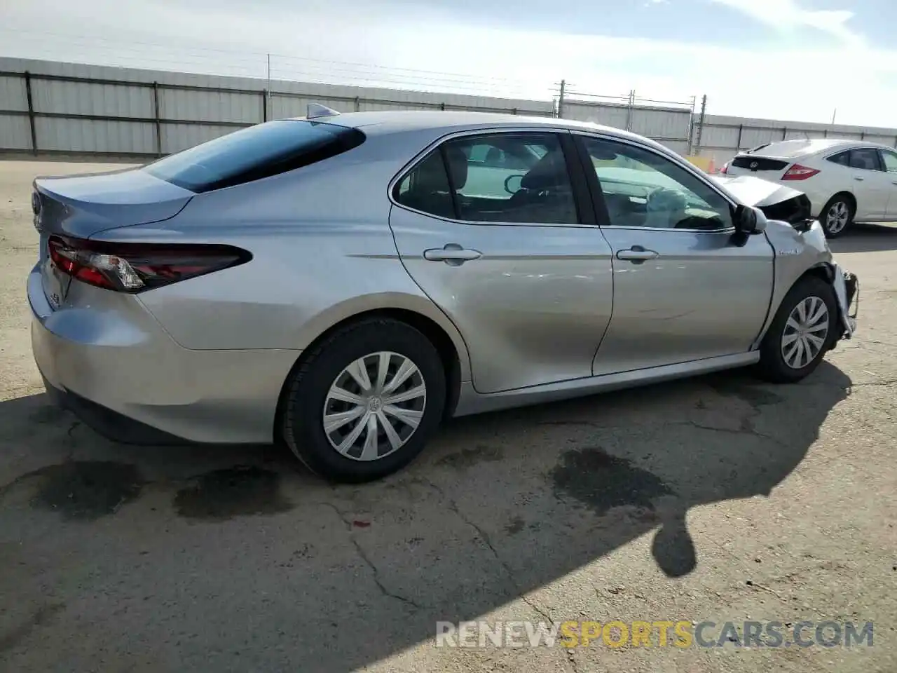 3 Photograph of a damaged car 4T1C31AK2MU546514 TOYOTA CAMRY 2021