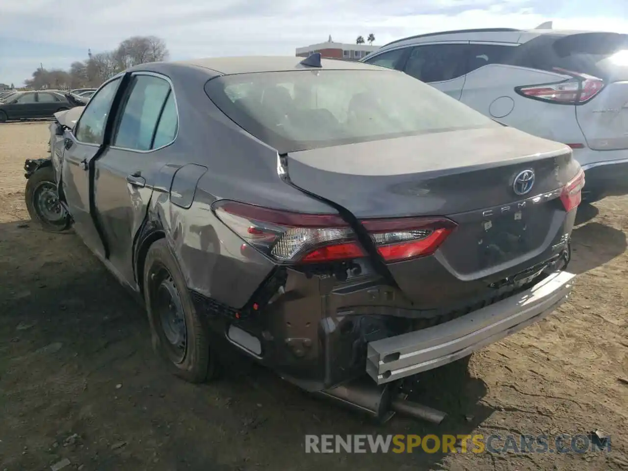 3 Photograph of a damaged car 4T1C31AK2MU551115 TOYOTA CAMRY 2021