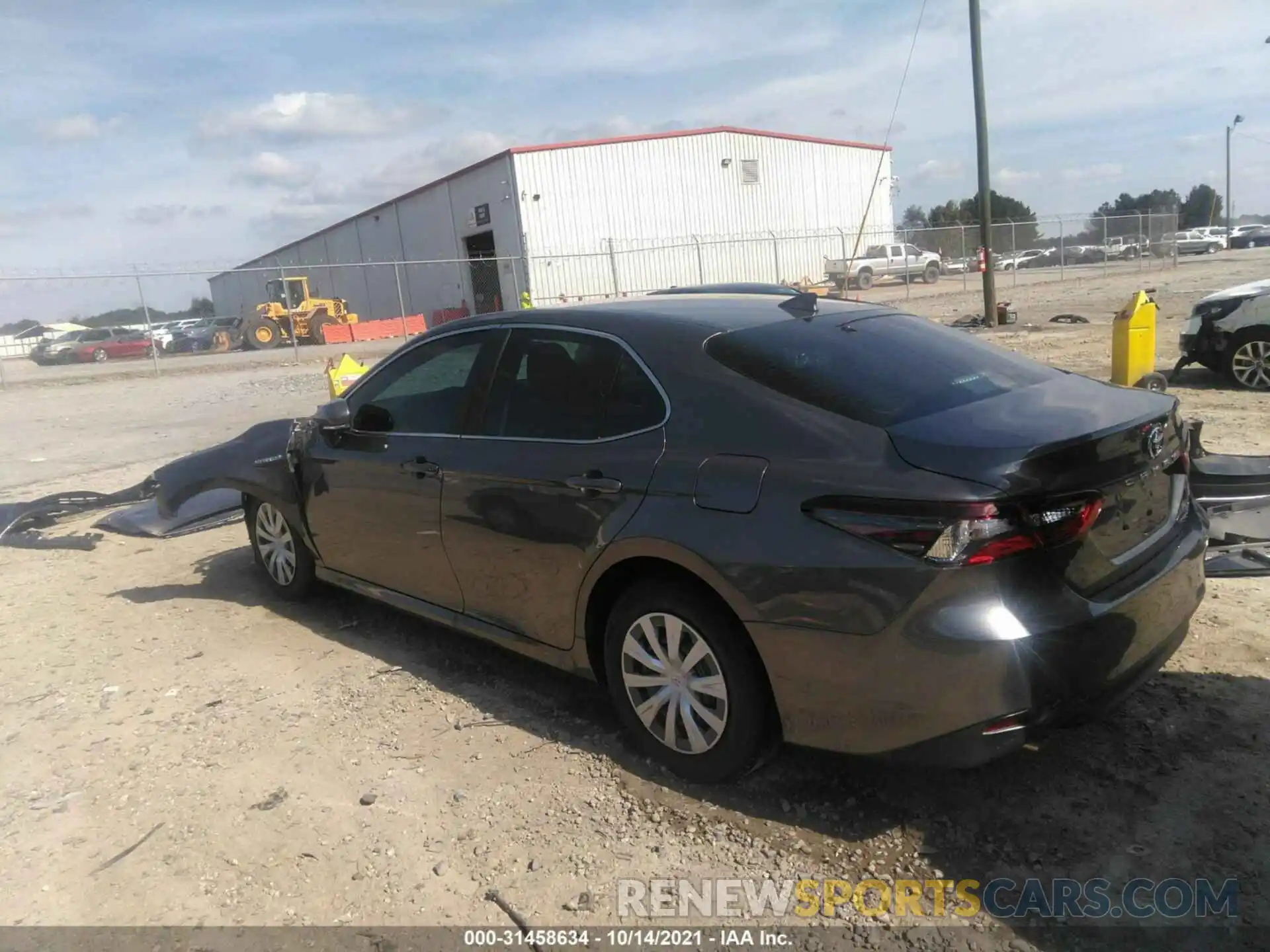 3 Photograph of a damaged car 4T1C31AK2MU555391 TOYOTA CAMRY 2021