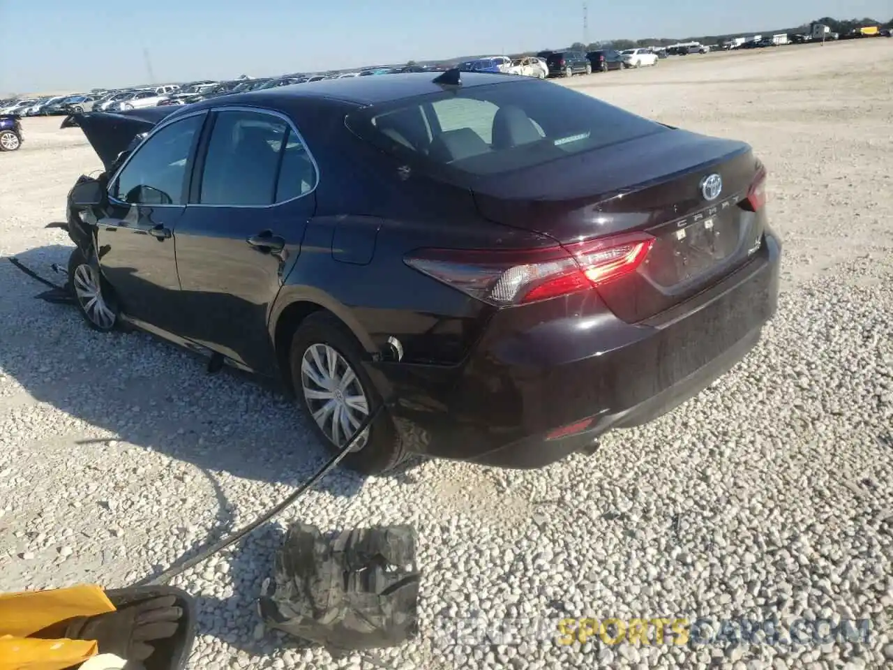 3 Photograph of a damaged car 4T1C31AK2MU558615 TOYOTA CAMRY 2021