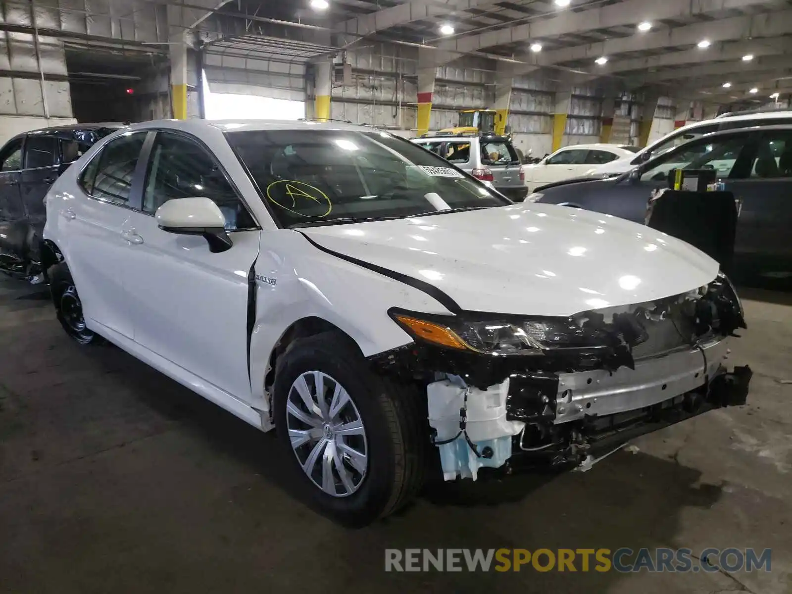 1 Photograph of a damaged car 4T1C31AK2MU560428 TOYOTA CAMRY 2021