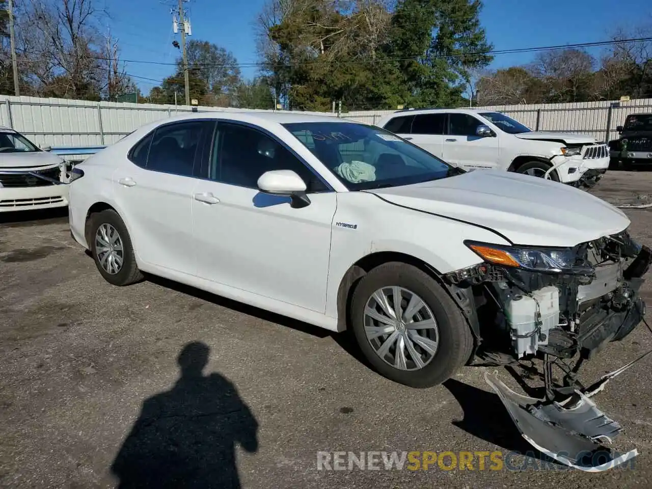 4 Photograph of a damaged car 4T1C31AK2MU563278 TOYOTA CAMRY 2021