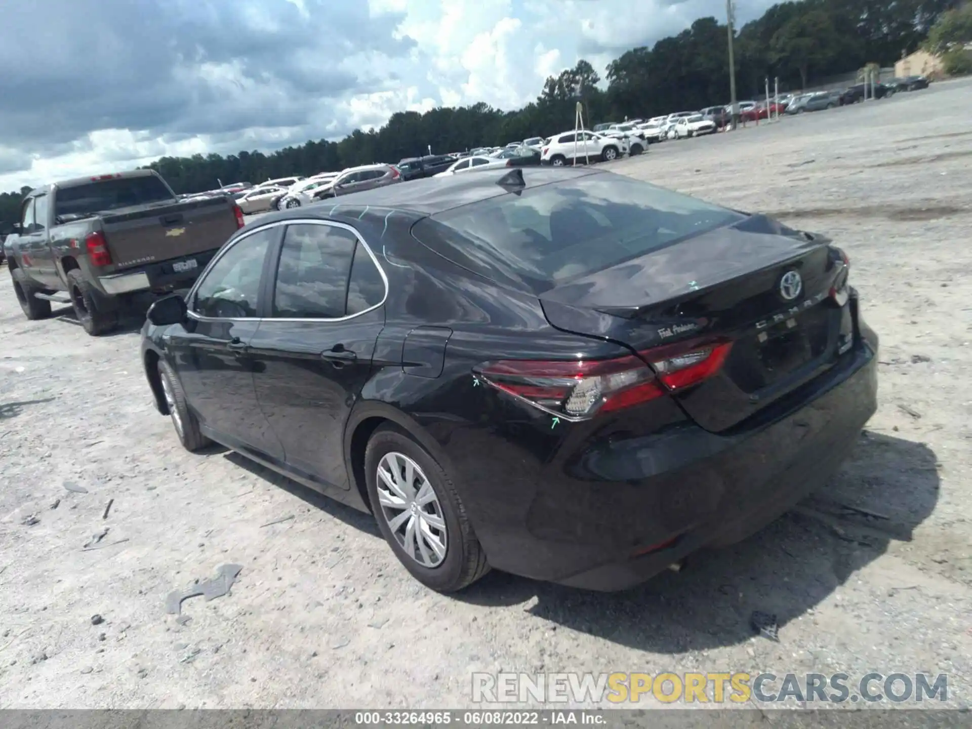 3 Photograph of a damaged car 4T1C31AK2MU569226 TOYOTA CAMRY 2021