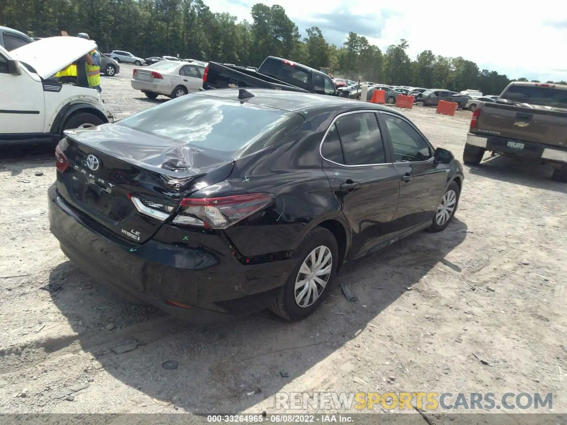 4 Photograph of a damaged car 4T1C31AK2MU569226 TOYOTA CAMRY 2021