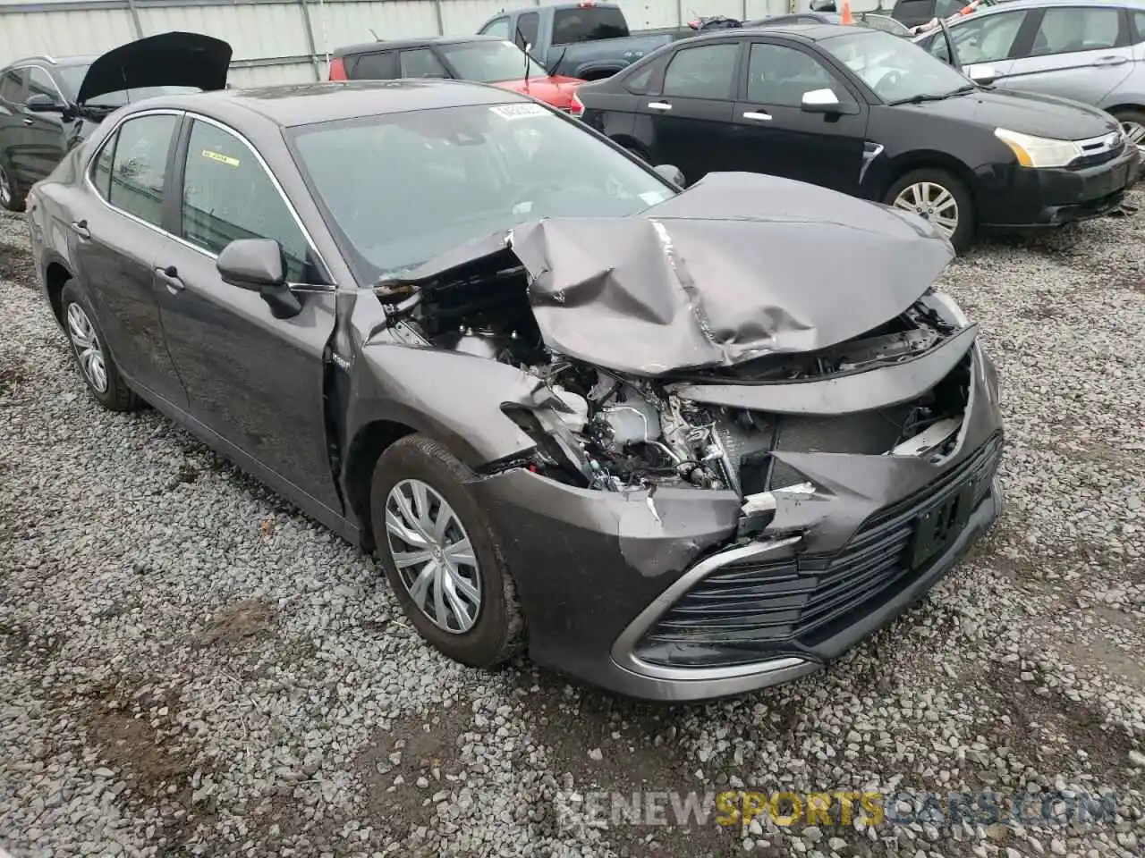 1 Photograph of a damaged car 4T1C31AK3MU023227 TOYOTA CAMRY 2021