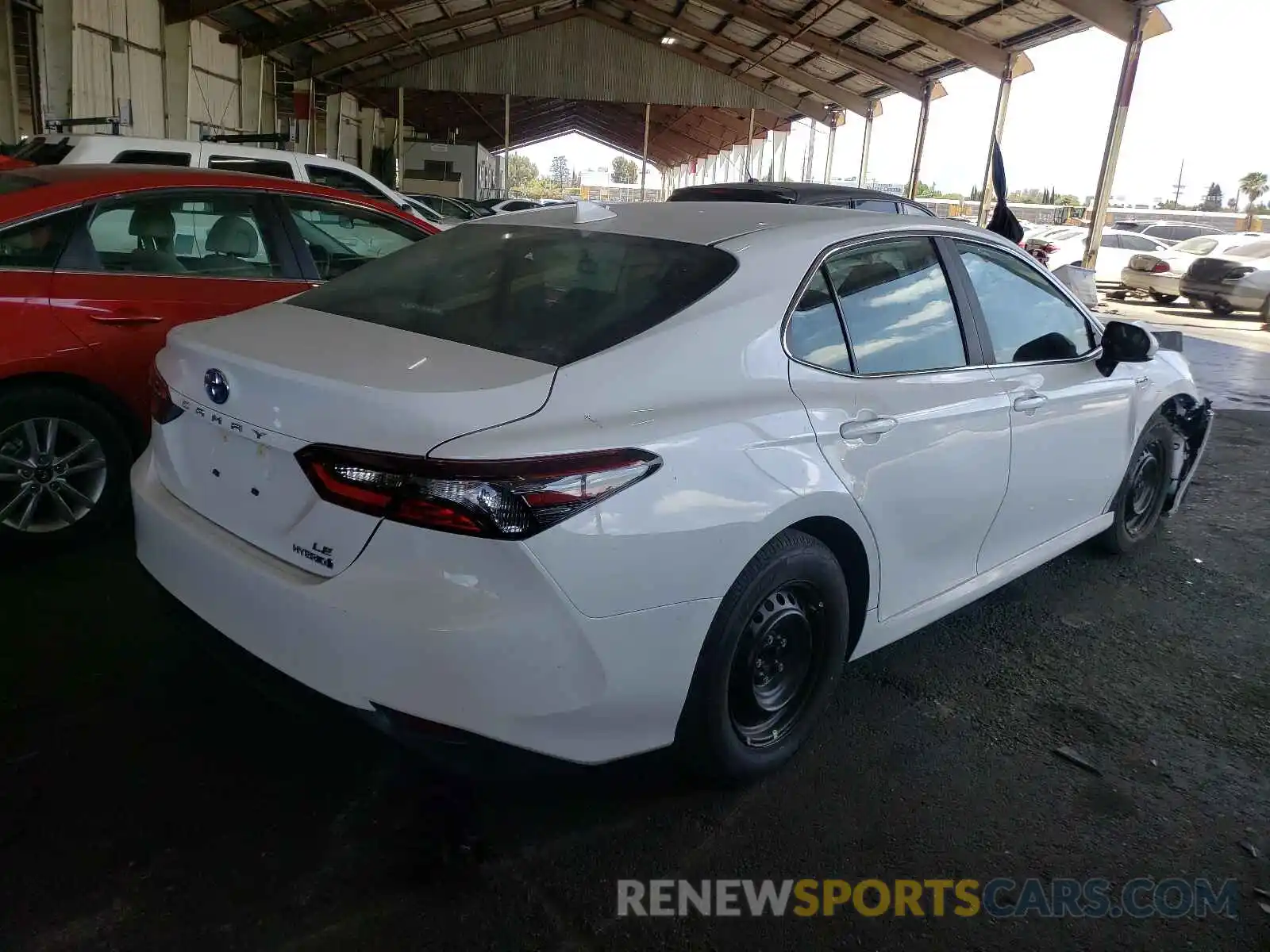 4 Photograph of a damaged car 4T1C31AK3MU549714 TOYOTA CAMRY 2021