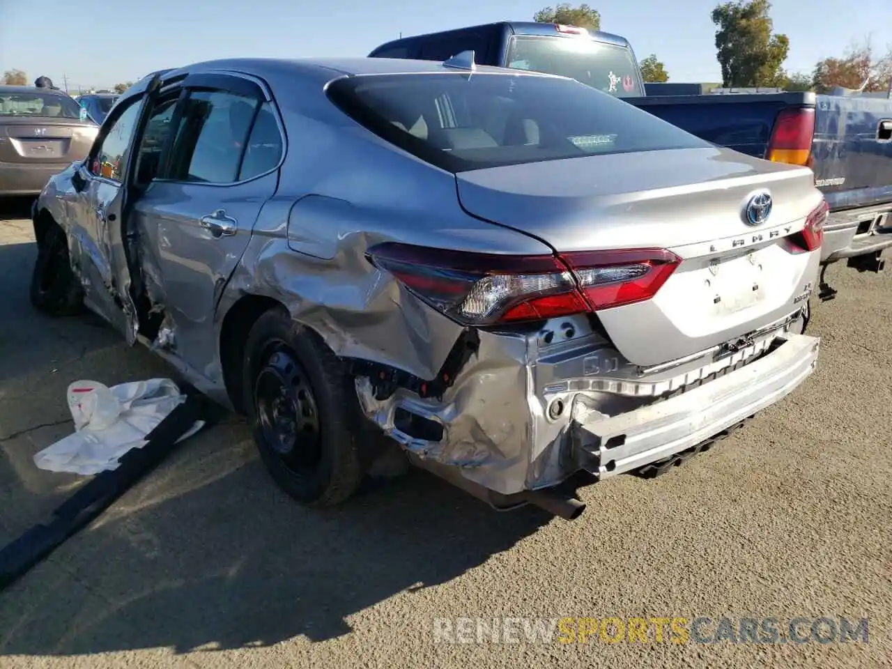 3 Photograph of a damaged car 4T1C31AK3MU553231 TOYOTA CAMRY 2021