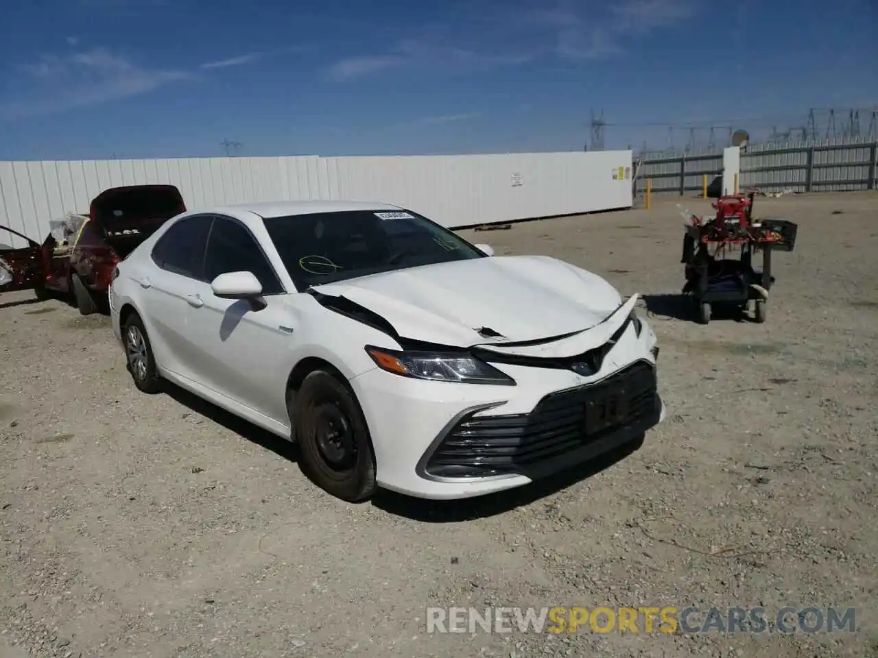 1 Photograph of a damaged car 4T1C31AK4MU548572 TOYOTA CAMRY 2021