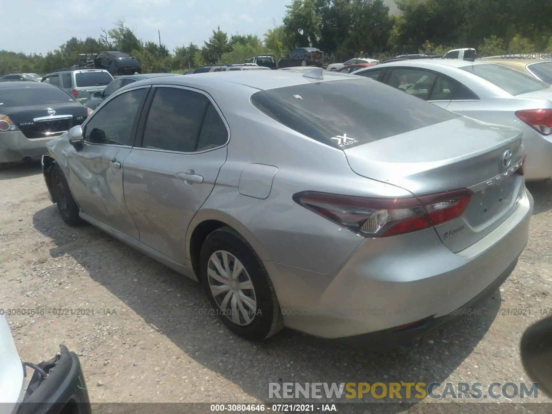 3 Photograph of a damaged car 4T1C31AK4MU553657 TOYOTA CAMRY 2021