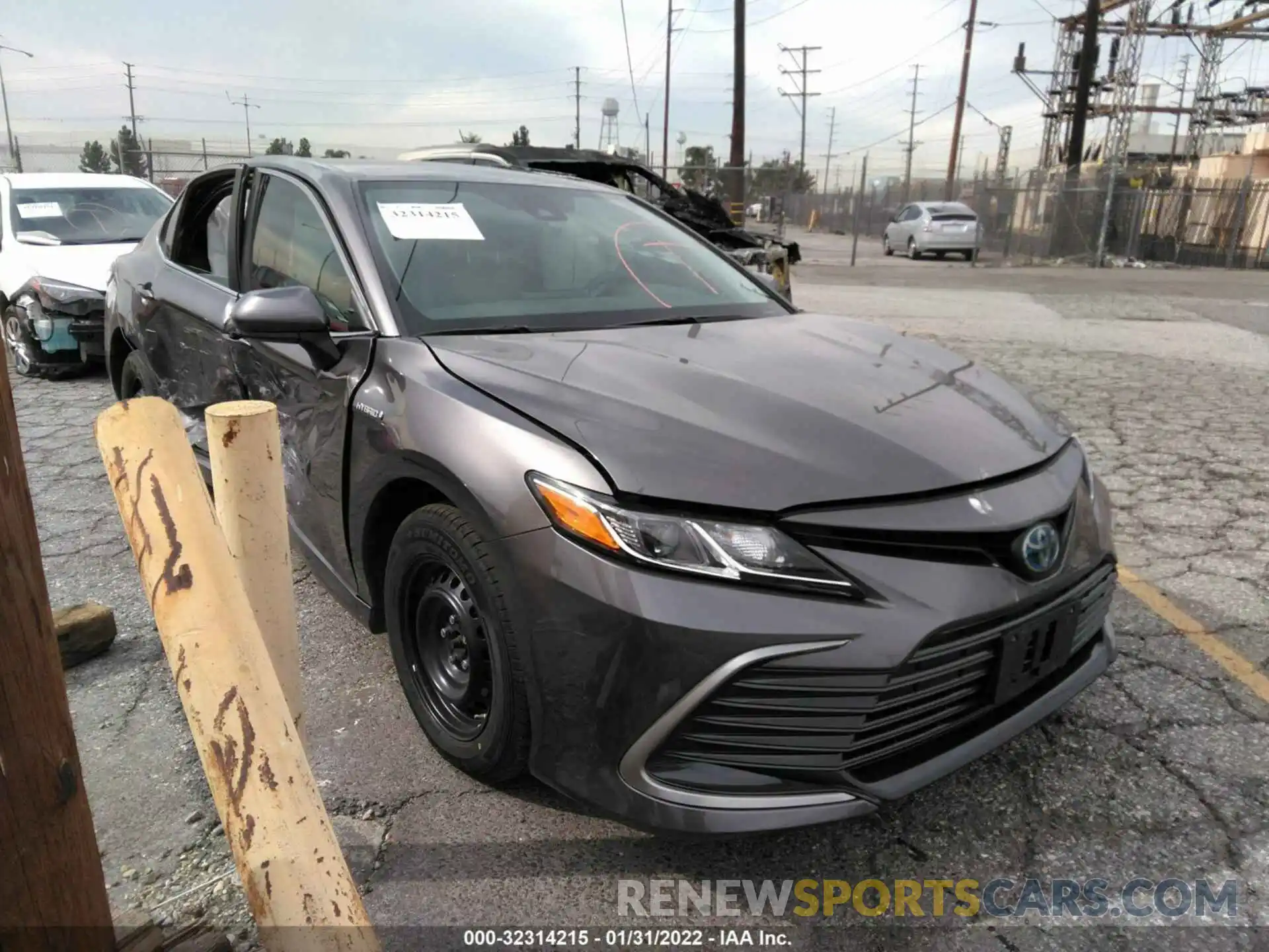 1 Photograph of a damaged car 4T1C31AK5MU022970 TOYOTA CAMRY 2021