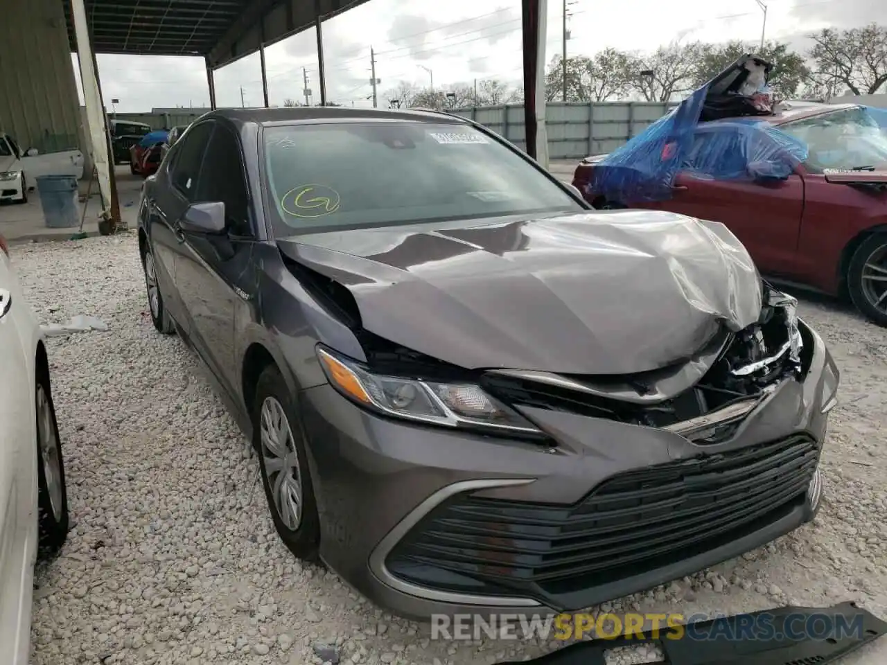 1 Photograph of a damaged car 4T1C31AK5MU023181 TOYOTA CAMRY 2021