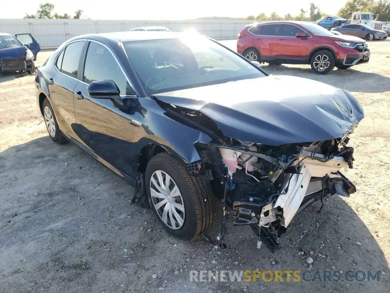 1 Photograph of a damaged car 4T1C31AK5MU548838 TOYOTA CAMRY 2021