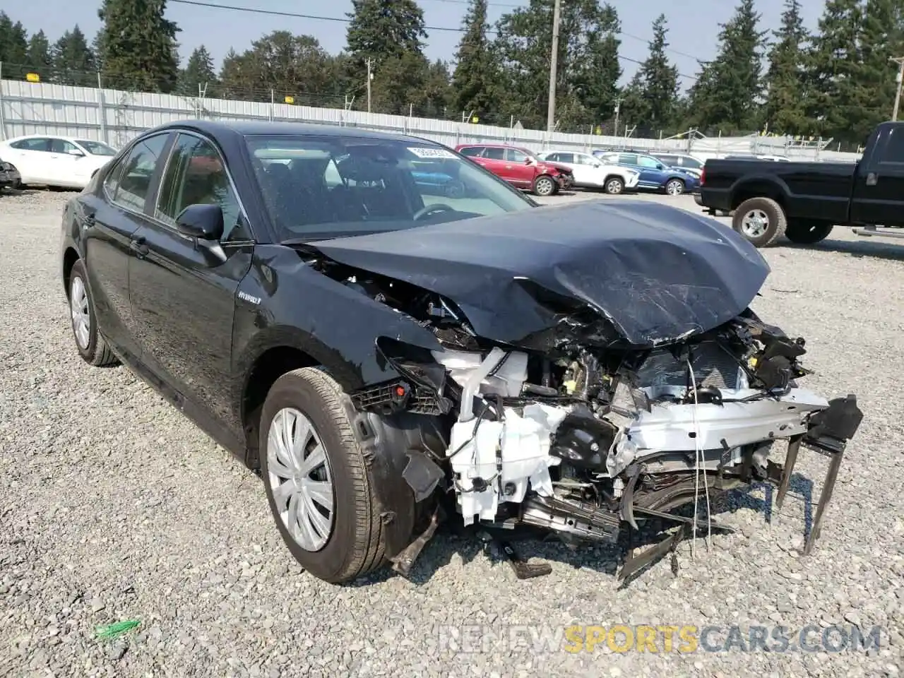 1 Photograph of a damaged car 4T1C31AK5MU551111 TOYOTA CAMRY 2021