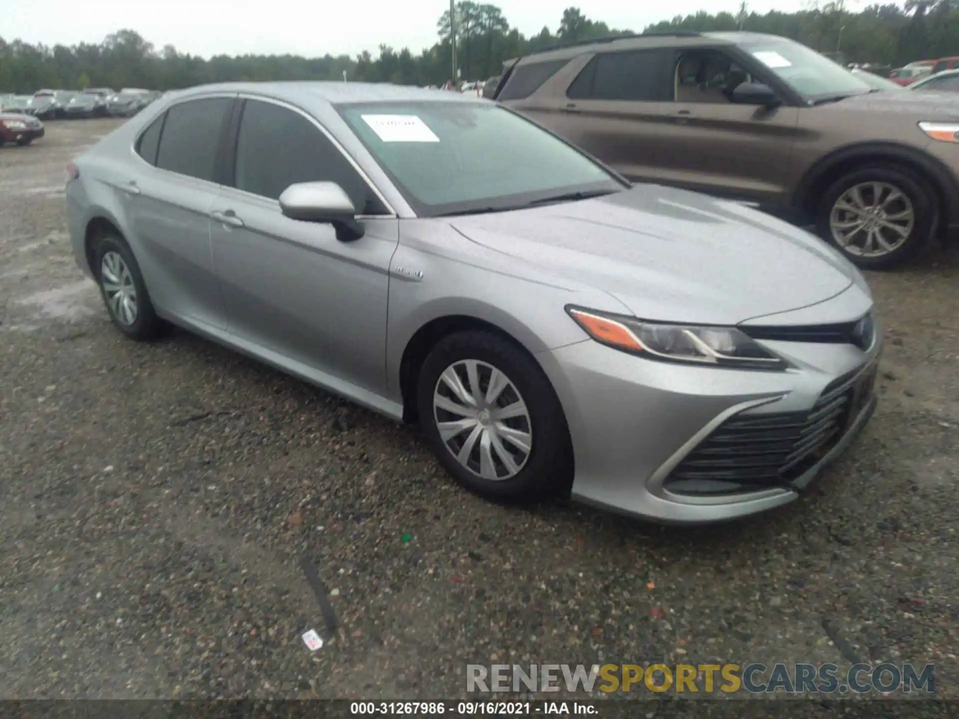 1 Photograph of a damaged car 4T1C31AK5MU555711 TOYOTA CAMRY 2021