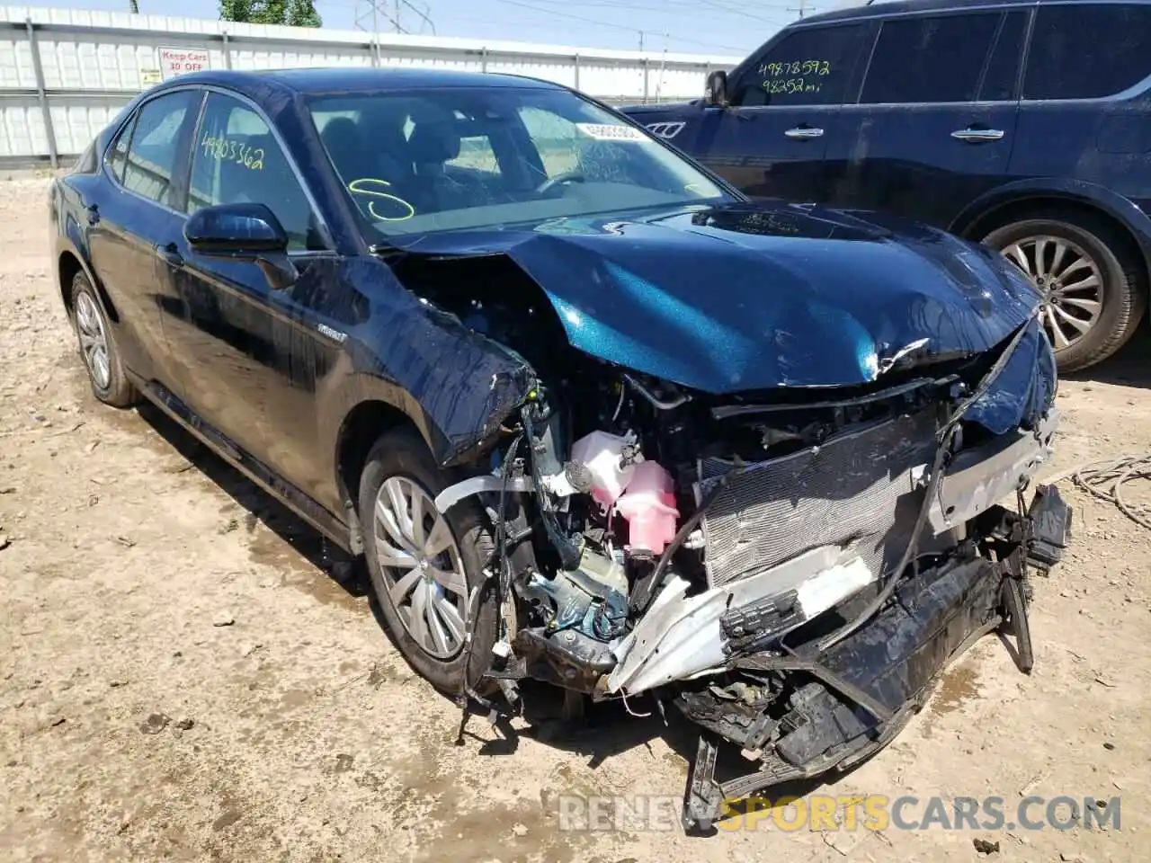 1 Photograph of a damaged car 4T1C31AK5MU561234 TOYOTA CAMRY 2021