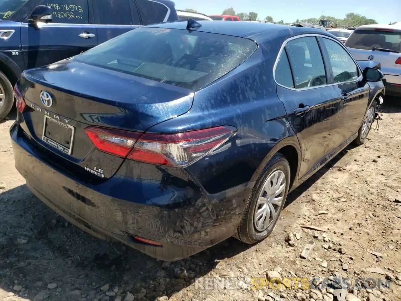 4 Photograph of a damaged car 4T1C31AK5MU561234 TOYOTA CAMRY 2021