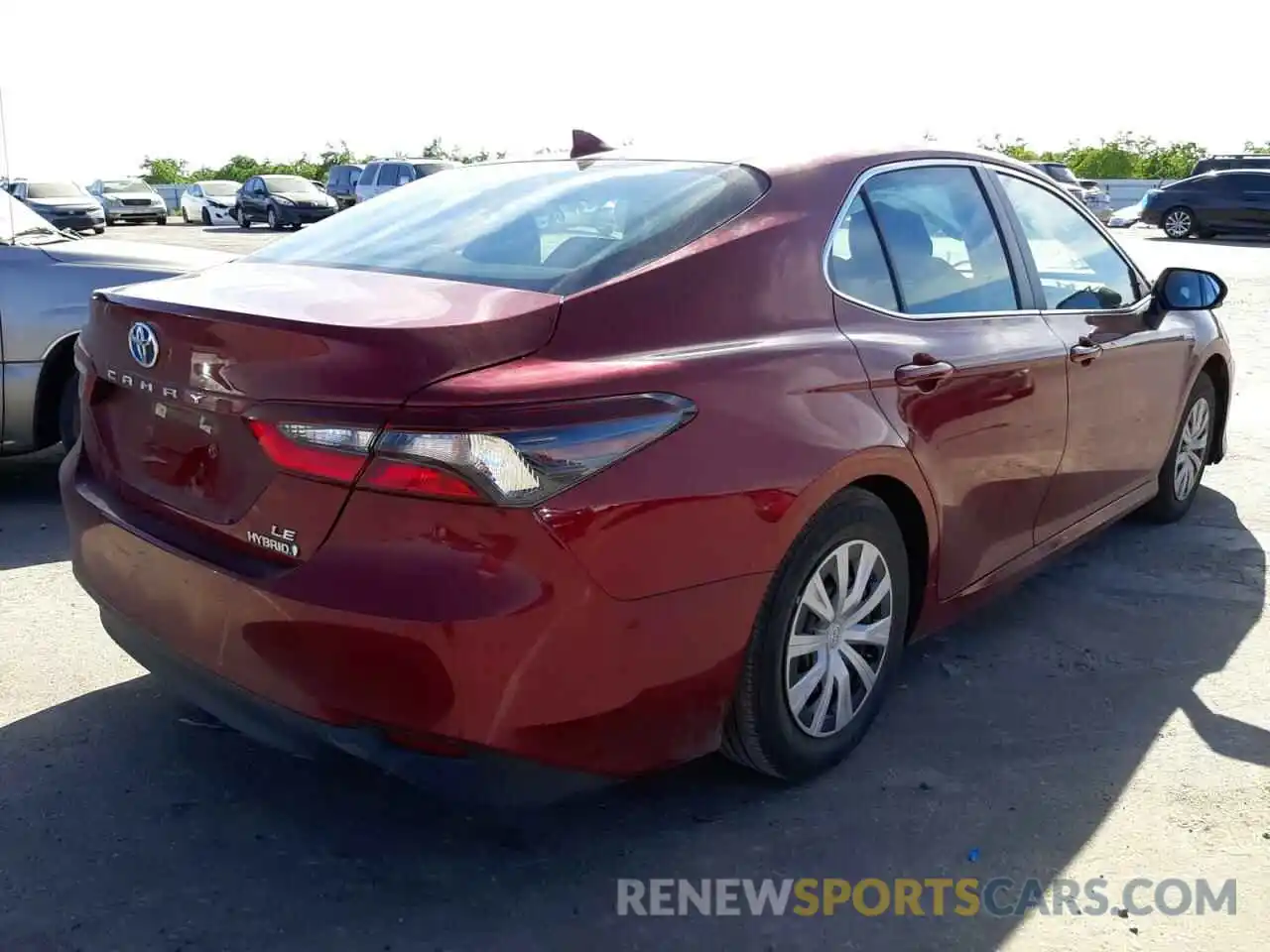 4 Photograph of a damaged car 4T1C31AK5MU562125 TOYOTA CAMRY 2021