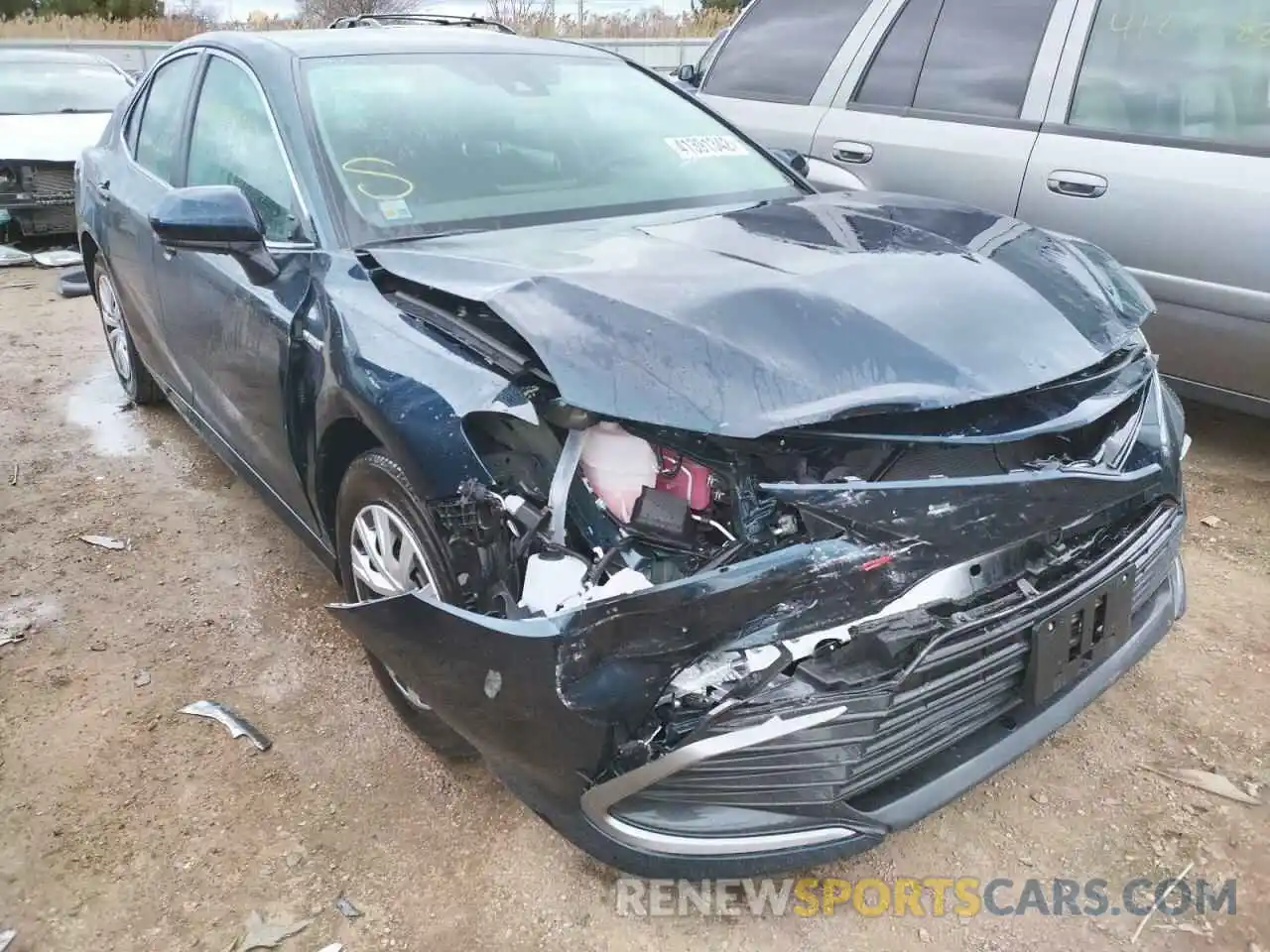 1 Photograph of a damaged car 4T1C31AK5MU562786 TOYOTA CAMRY 2021