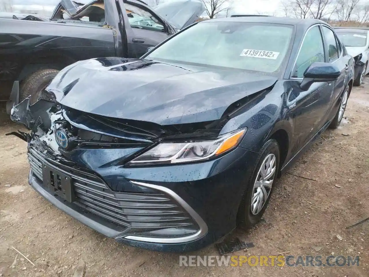 2 Photograph of a damaged car 4T1C31AK5MU562786 TOYOTA CAMRY 2021