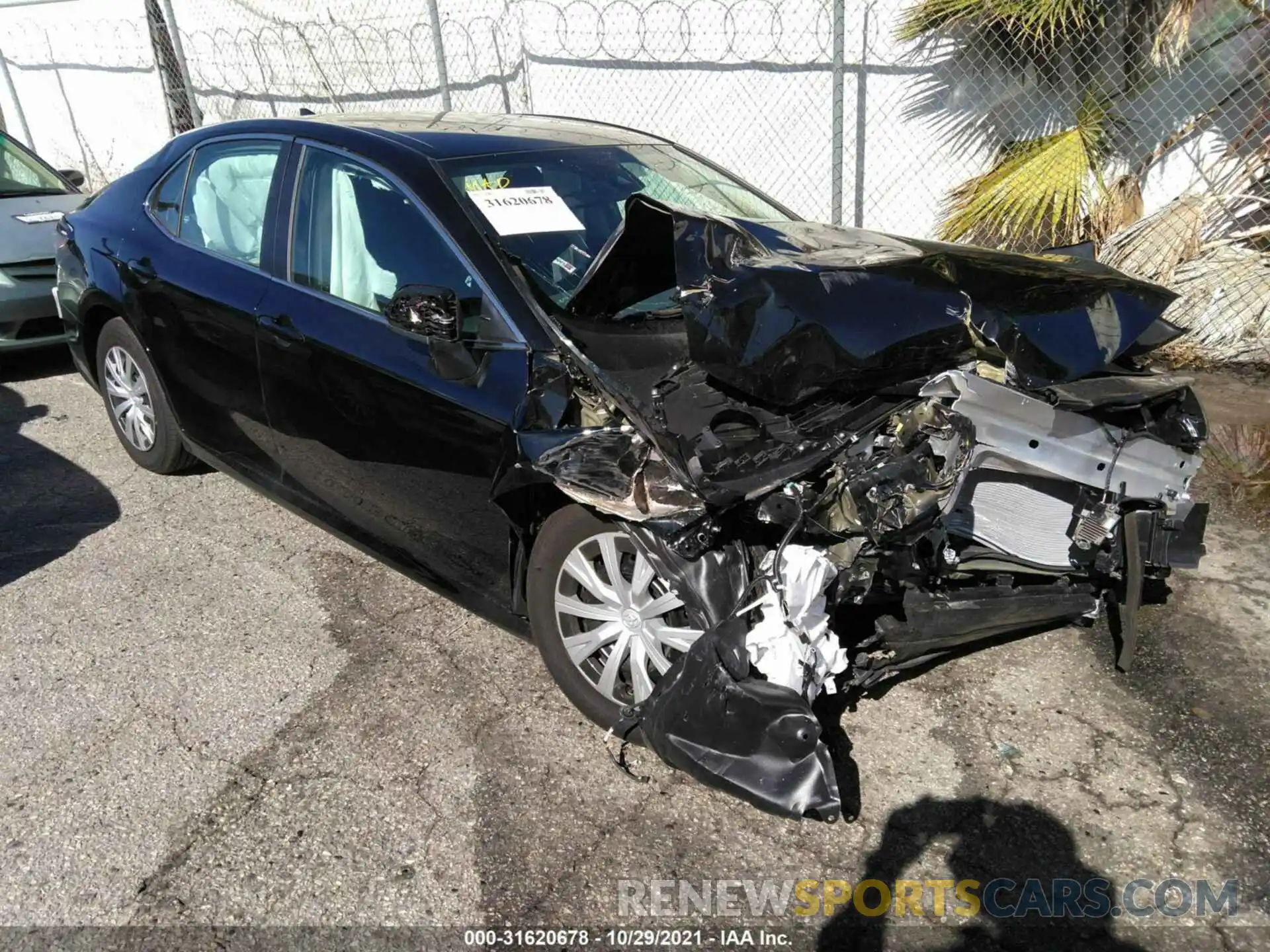 1 Photograph of a damaged car 4T1C31AK5MU569902 TOYOTA CAMRY 2021