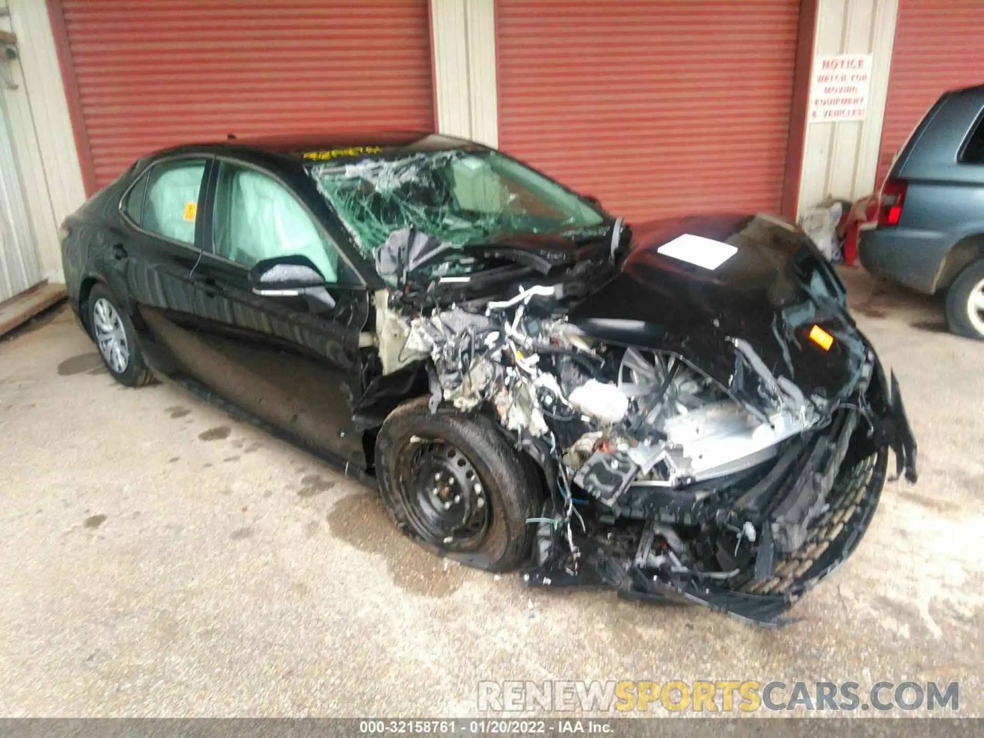 1 Photograph of a damaged car 4T1C31AK6MU021133 TOYOTA CAMRY 2021