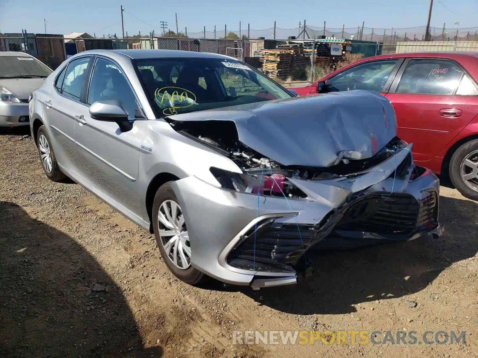 1 Photograph of a damaged car 4T1C31AK6MU028079 TOYOTA CAMRY 2021