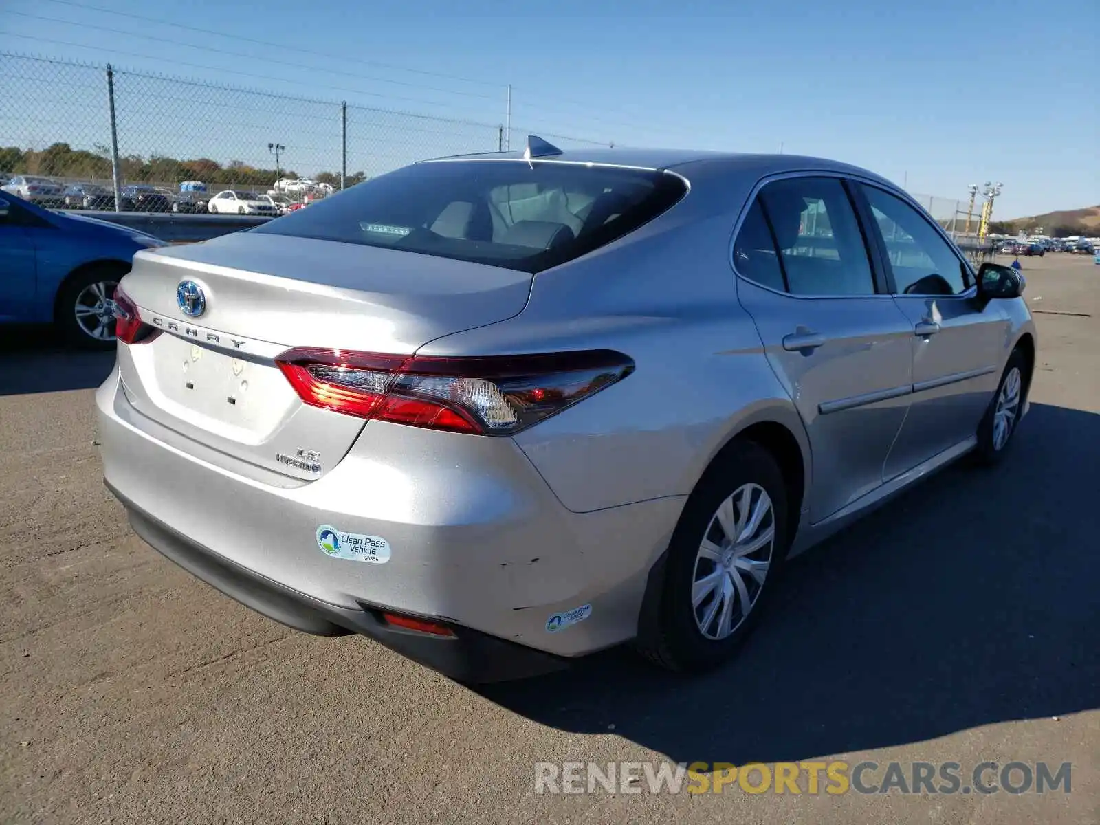 4 Photograph of a damaged car 4T1C31AK7MU020847 TOYOTA CAMRY 2021