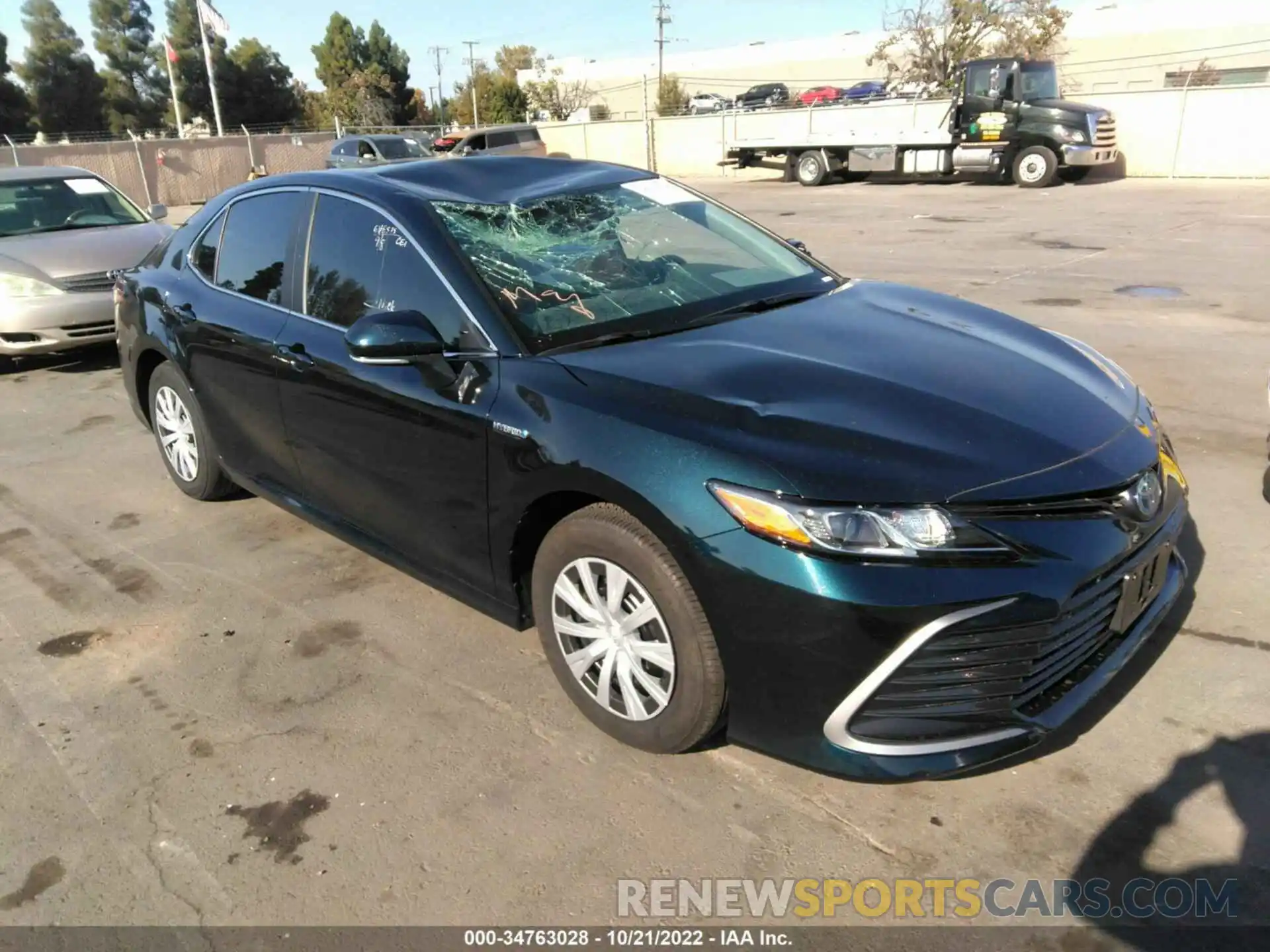 1 Photograph of a damaged car 4T1C31AK7MU021092 TOYOTA CAMRY 2021