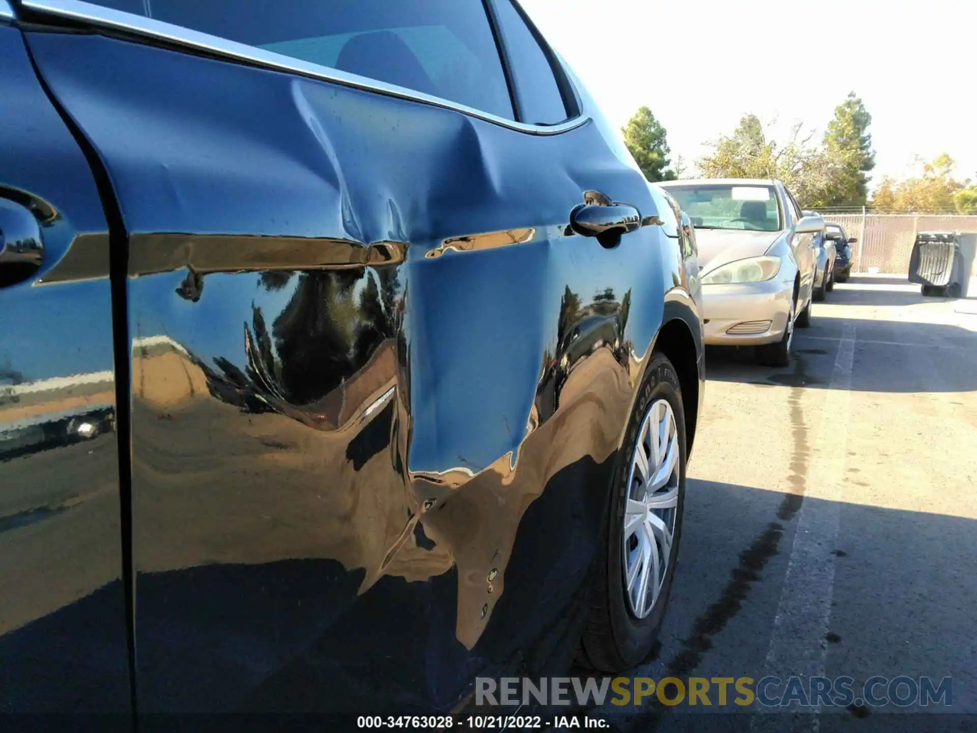 6 Photograph of a damaged car 4T1C31AK7MU021092 TOYOTA CAMRY 2021