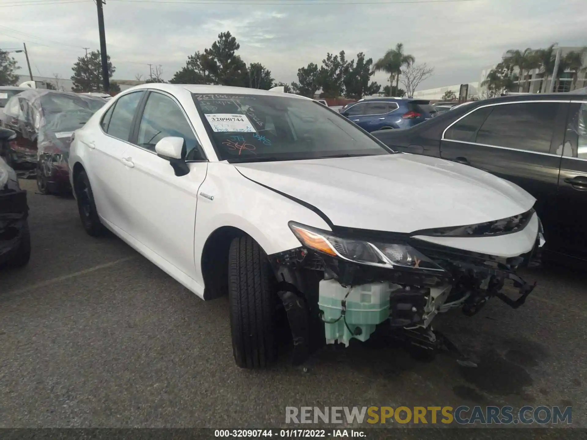 1 Photograph of a damaged car 4T1C31AK7MU550672 TOYOTA CAMRY 2021